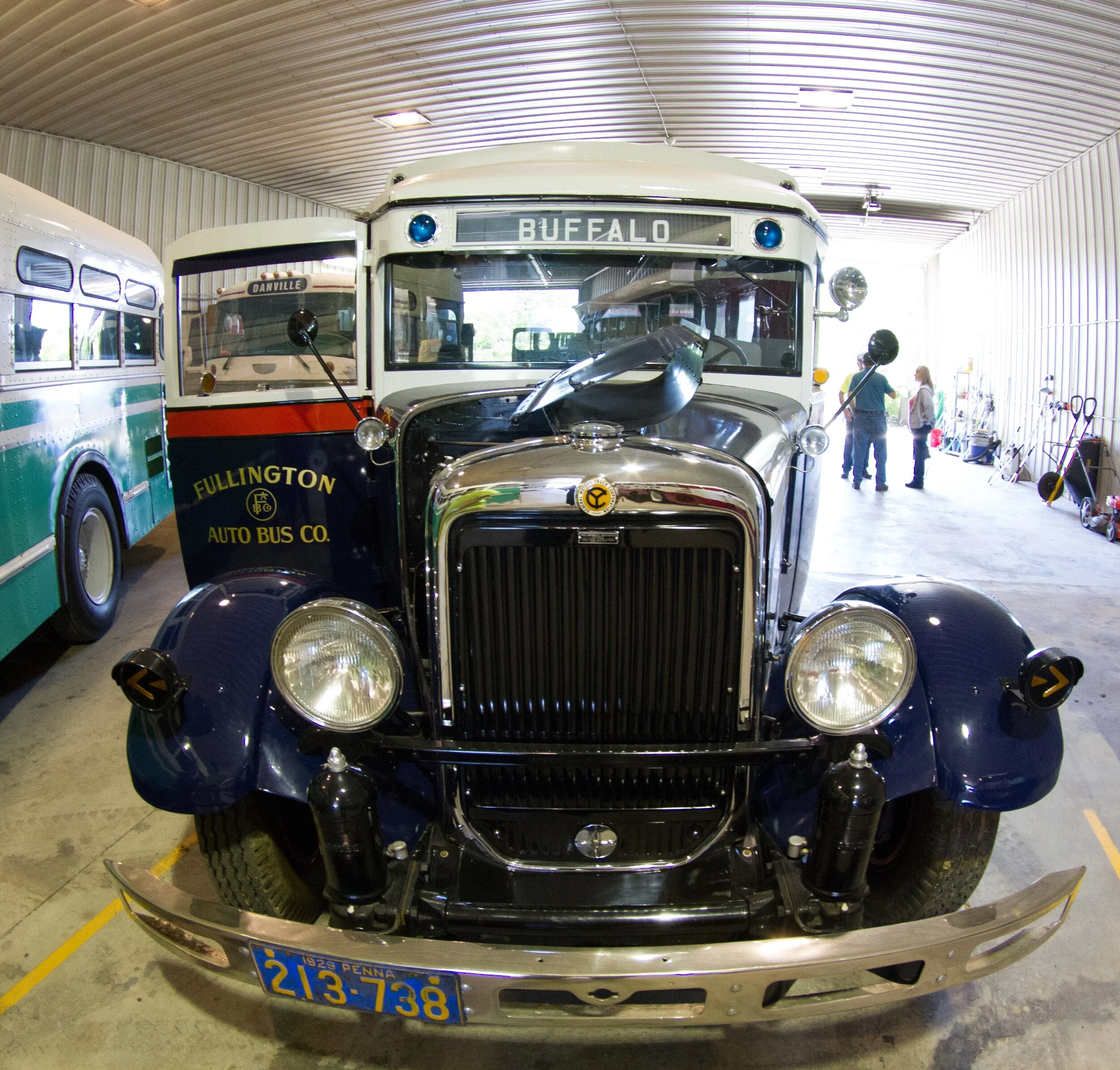 Buses and Historic Burgers? — Millhouser.net