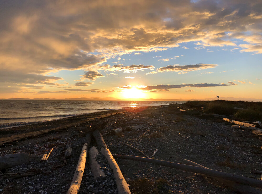 Sunset at Point Roberts. The view across the Strait of Georgia made me want to keep paddling right on to the Gulf Islands.