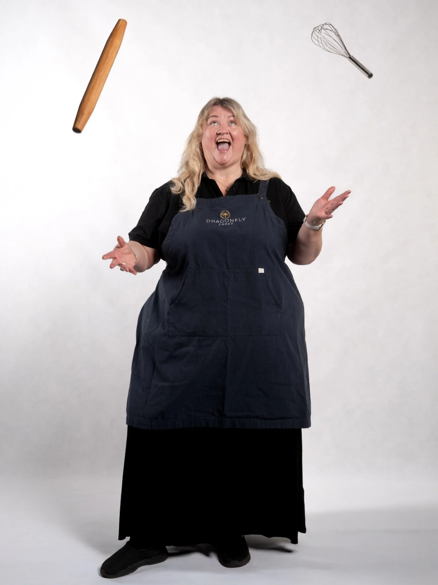 When life throws you a rolling pin&hellip; make cake! 😉
Behind every buttercream swirl is a whole lot of love (and maybe a little juggling). 💕🍰

With over 30 years of baking and decorating under my apron, I pour my heart into every cake that leave