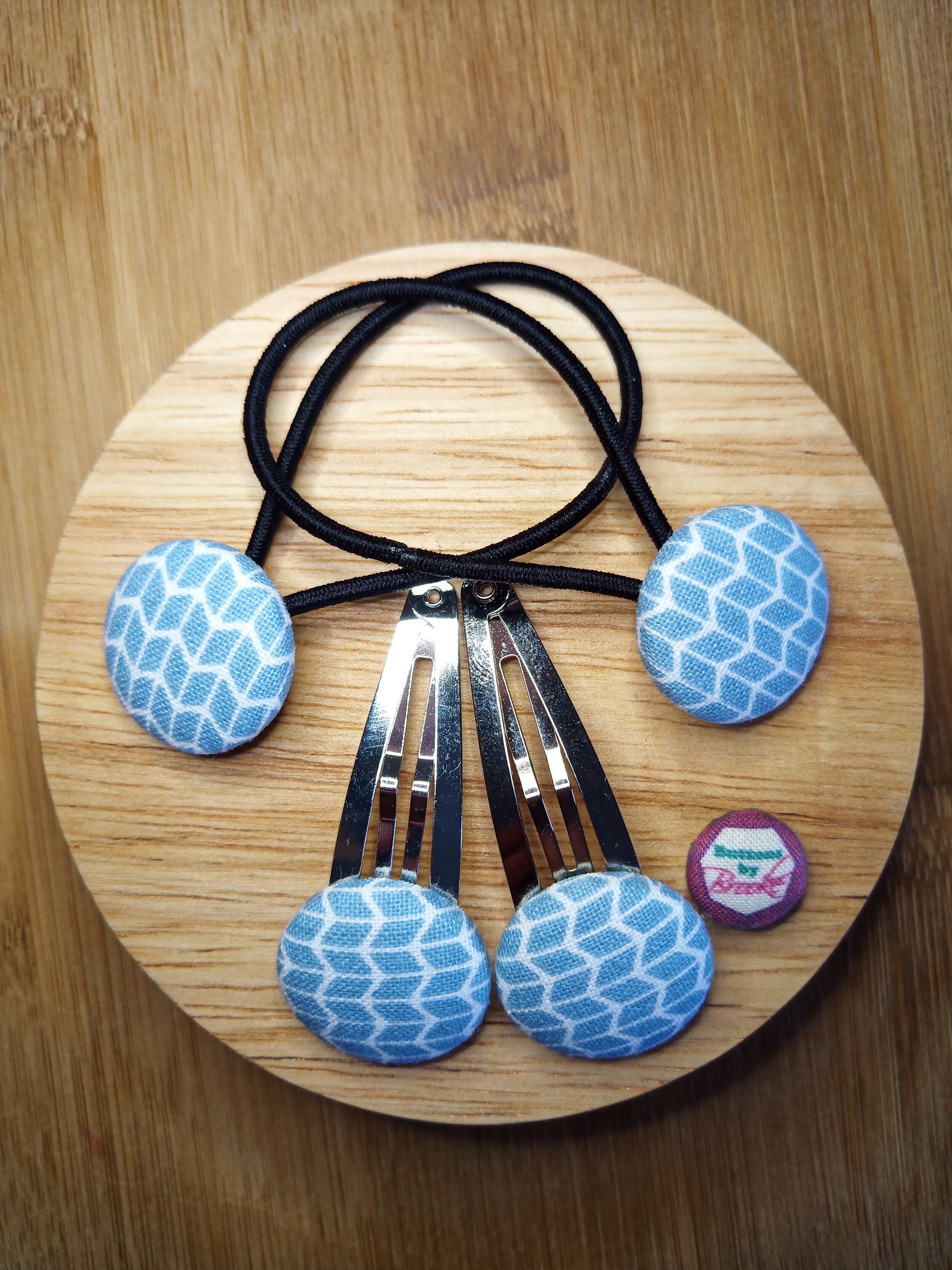 Blue waves set.jpg