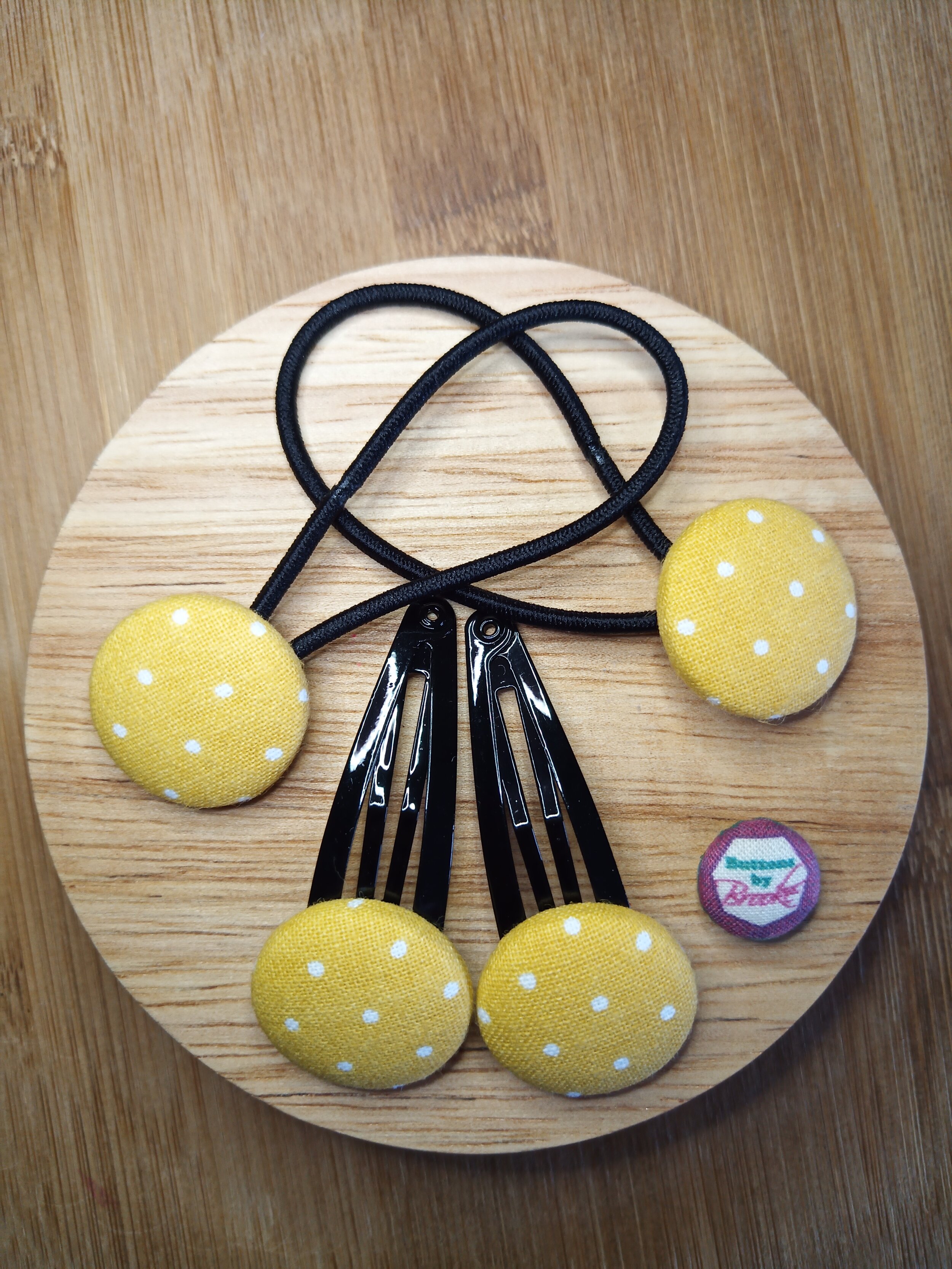 Yellow dots set.jpg