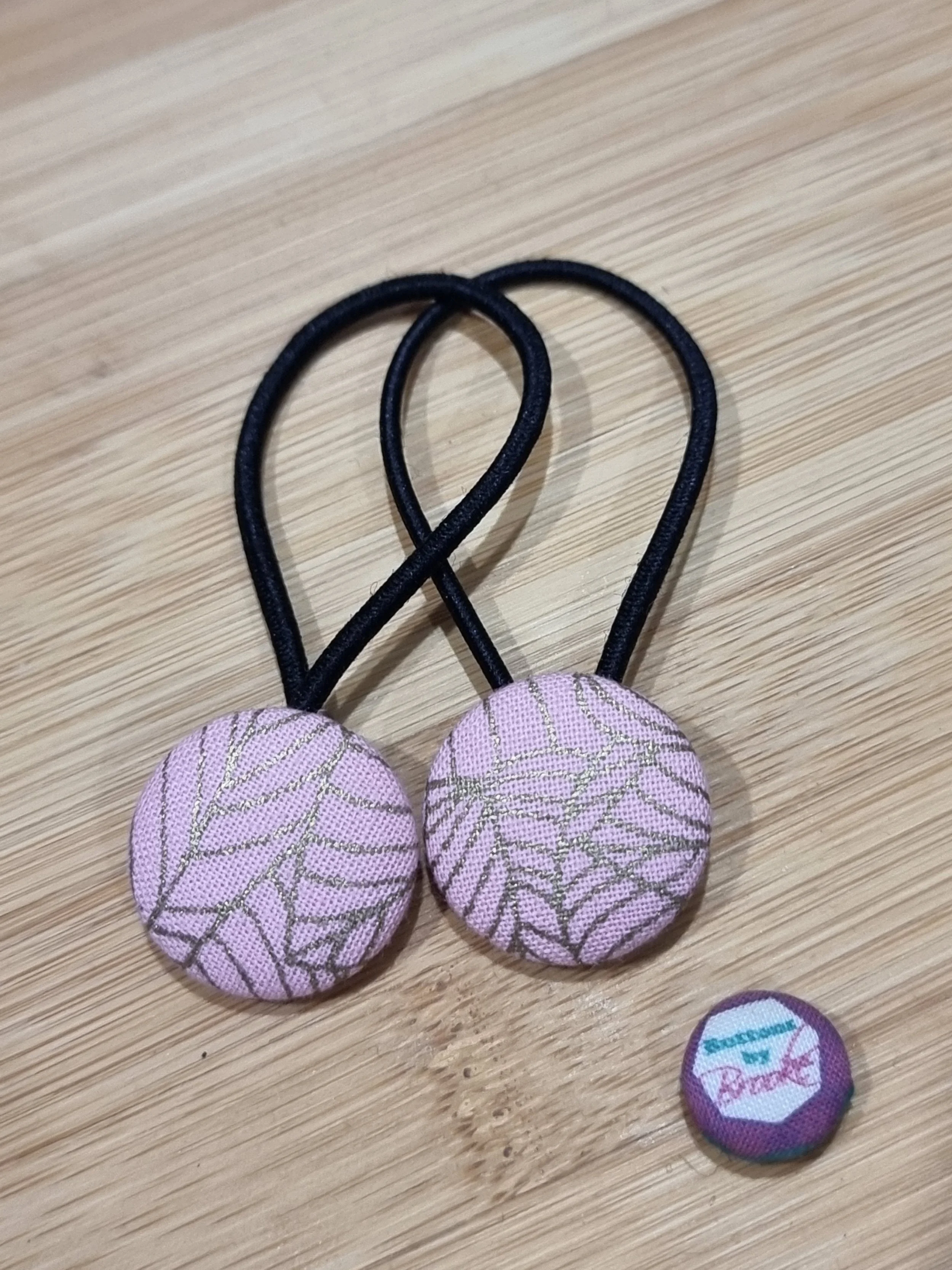 pink-hairties-with-gold-lines-go-pink-collection.jpg