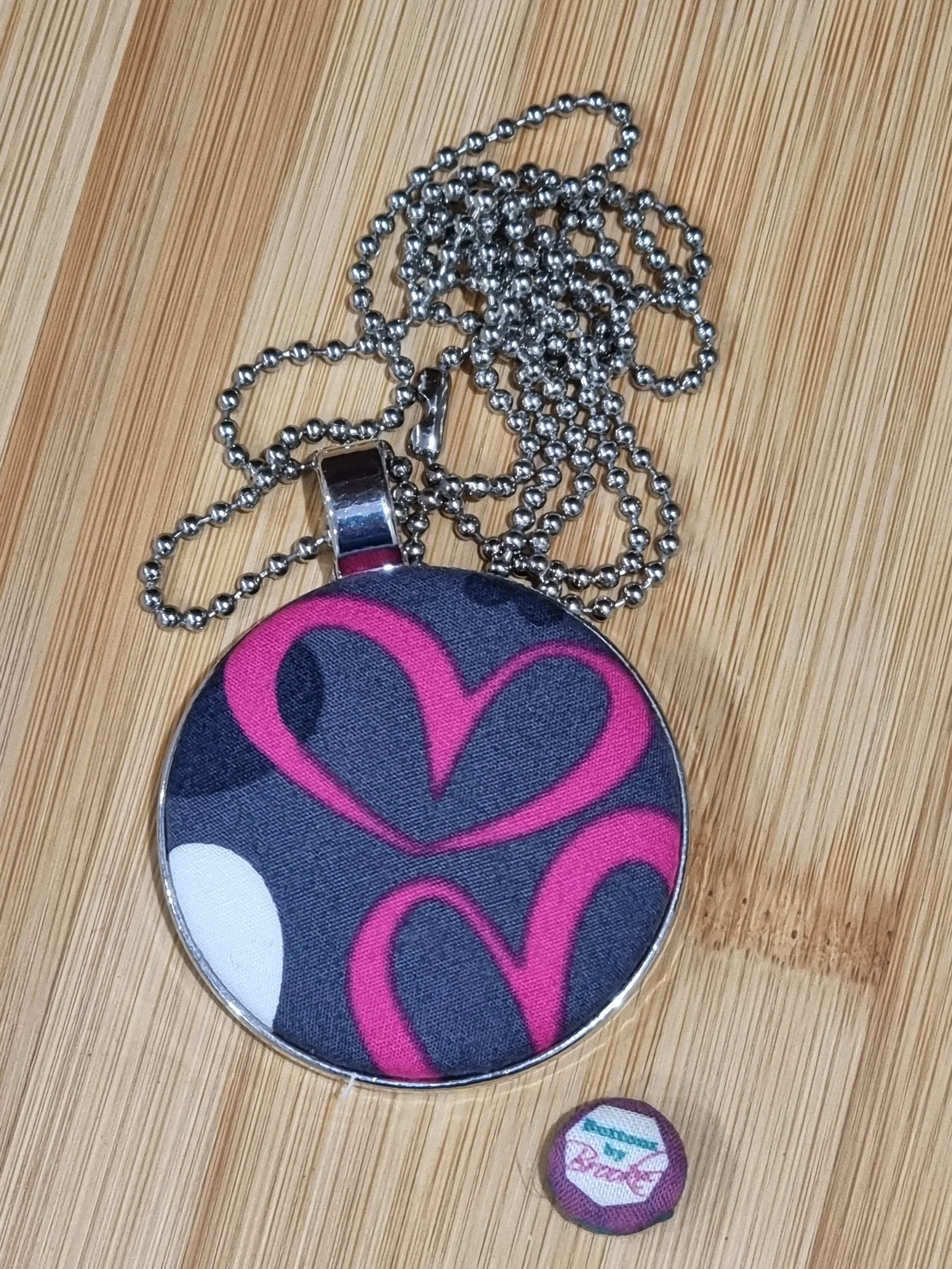 pink-heart-pendant-go-pink-collection.jpg