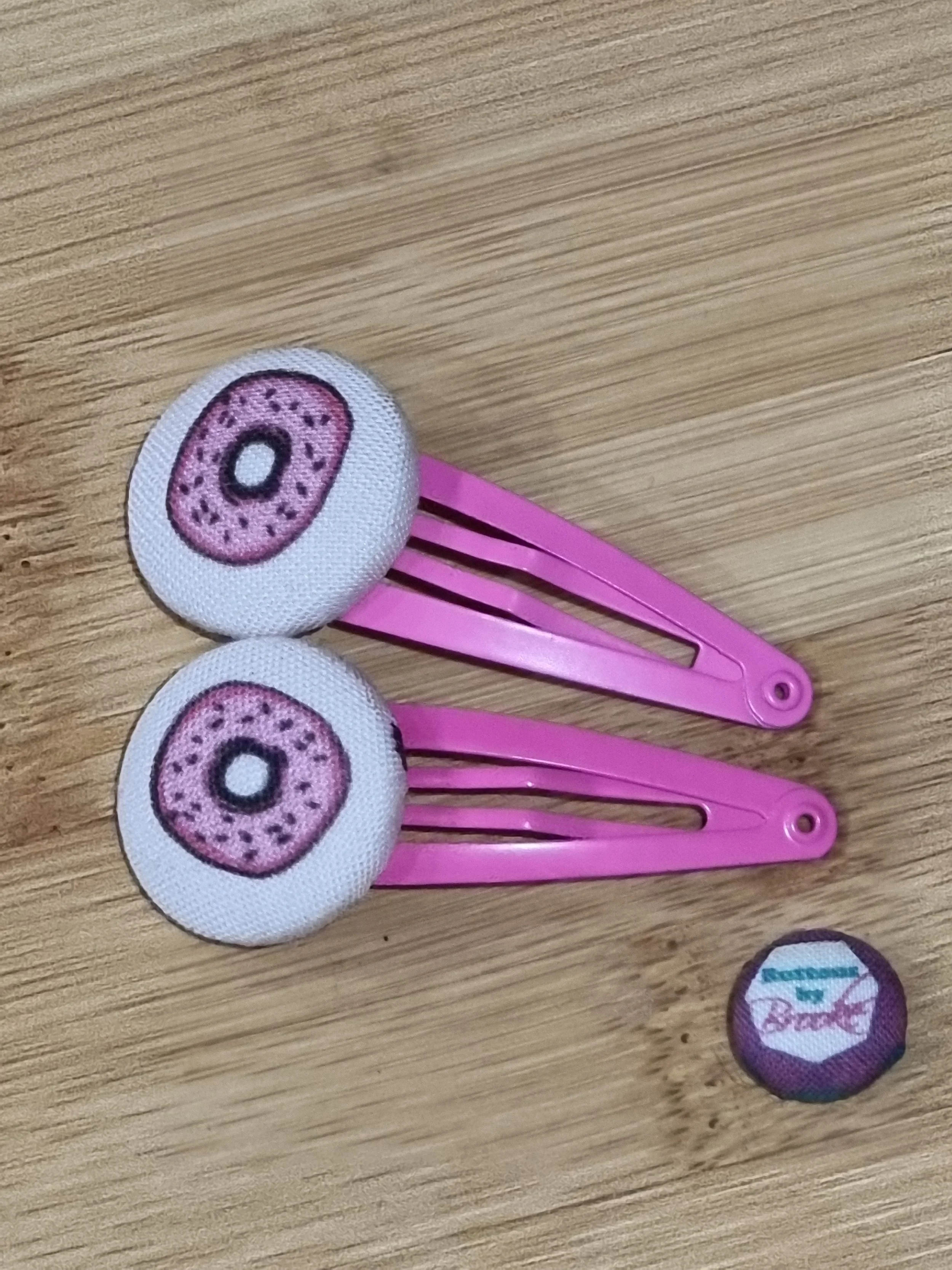 pink-donut-snap-clips-go-pink-collection.jpg