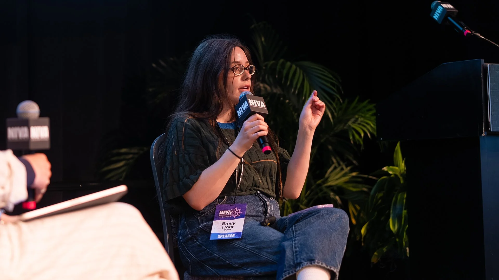 NIVA26-Day03-Panel-BeyondMetaGoogle-07_PC-DarinKamnetz.jpg