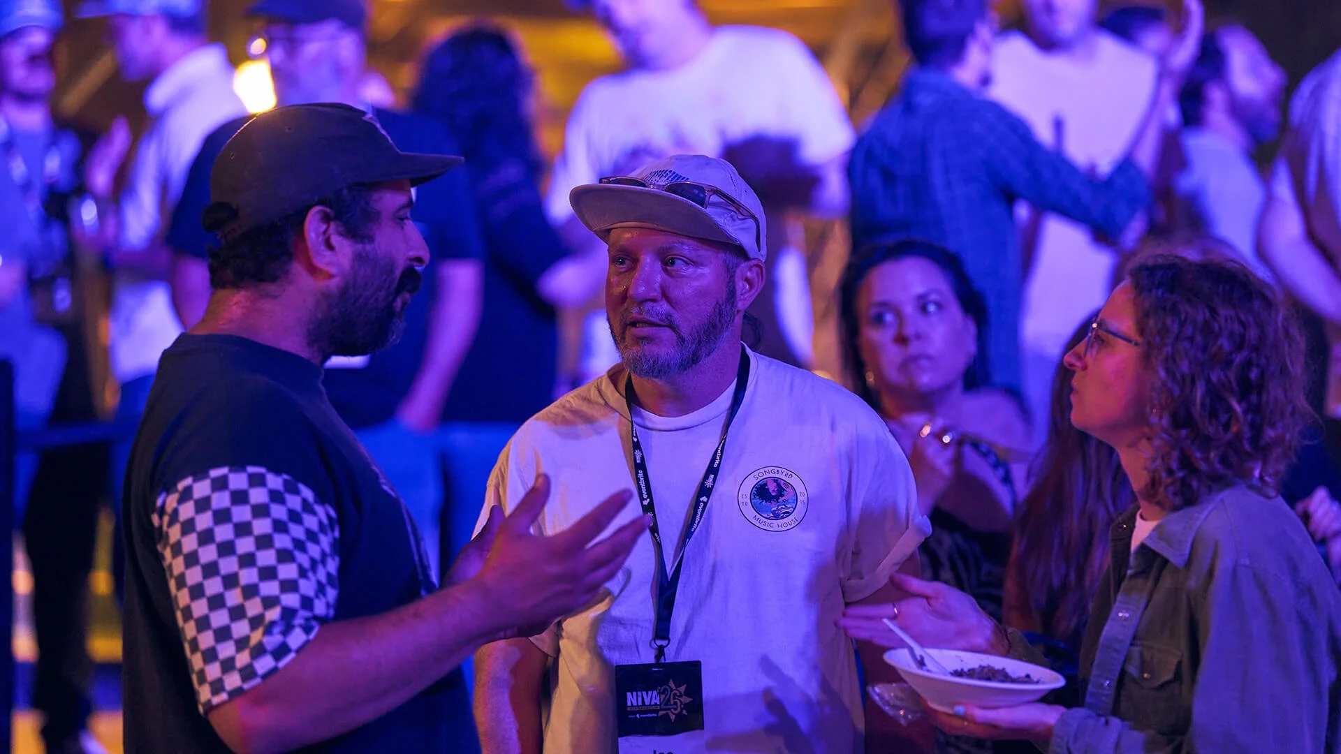 NIVA26-OpeningParty-Attendees-16_PC-CJFoeckler.jpg