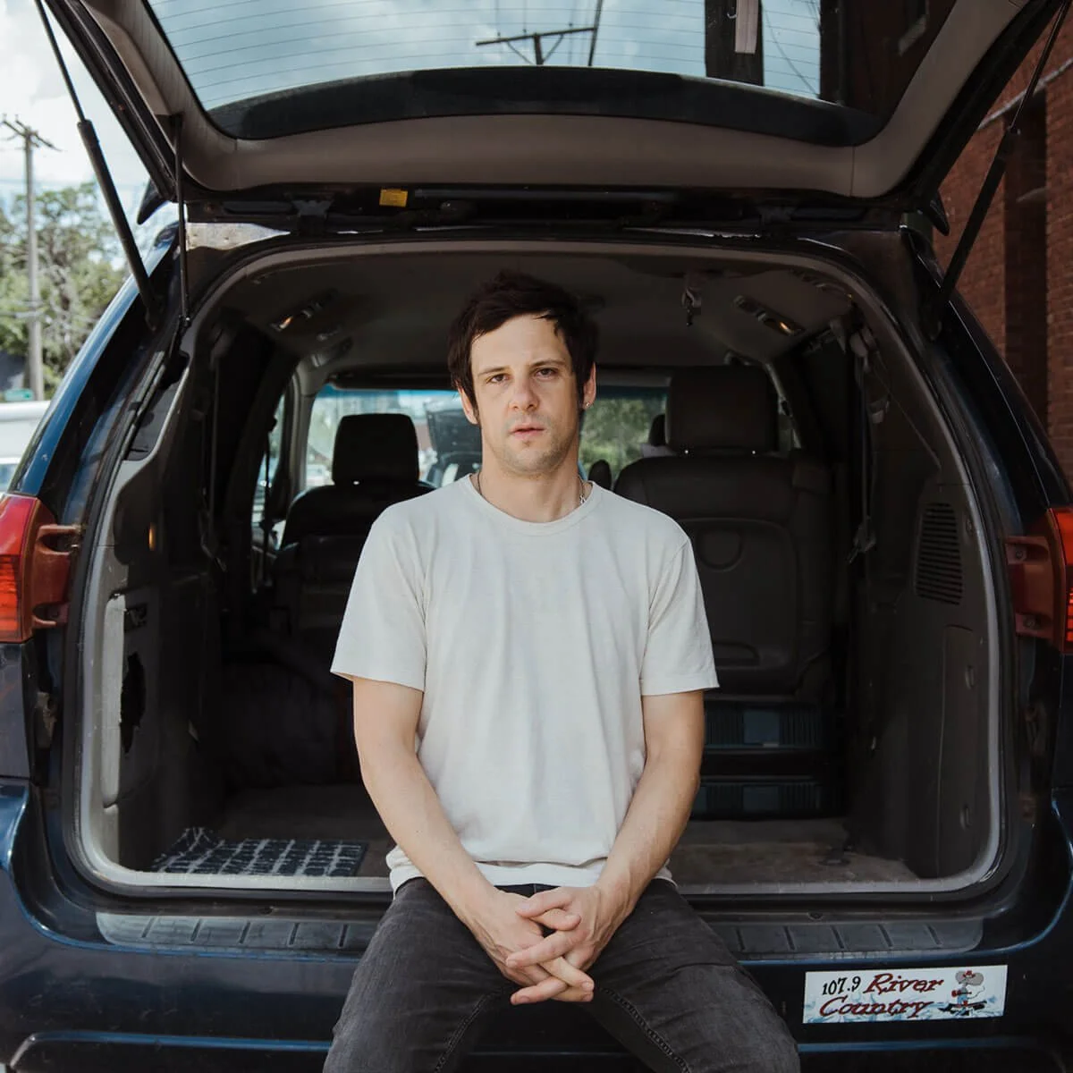 Ryan Davis & The Roadhouse Band