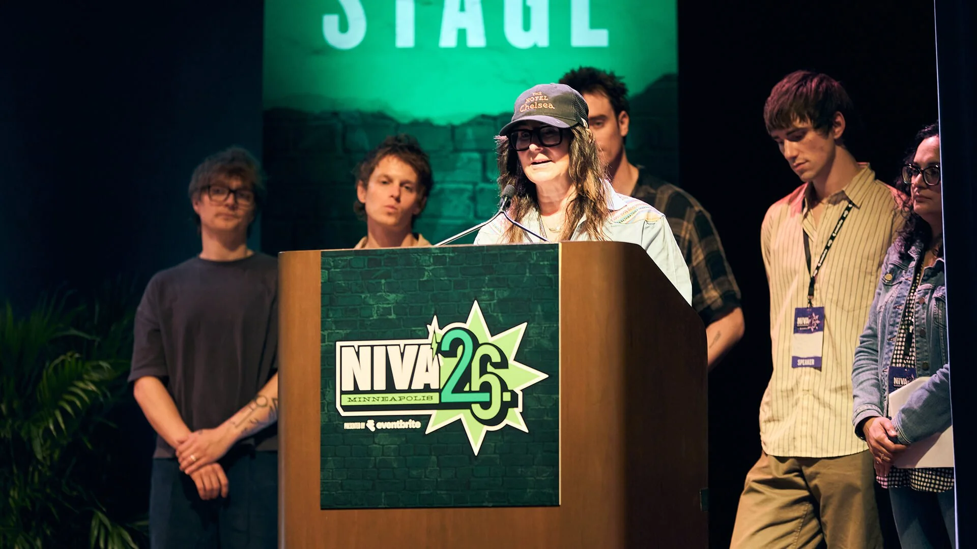 NIVA26-Day01-Award-IndieVisionary_PC-CJFoeckler.jpg