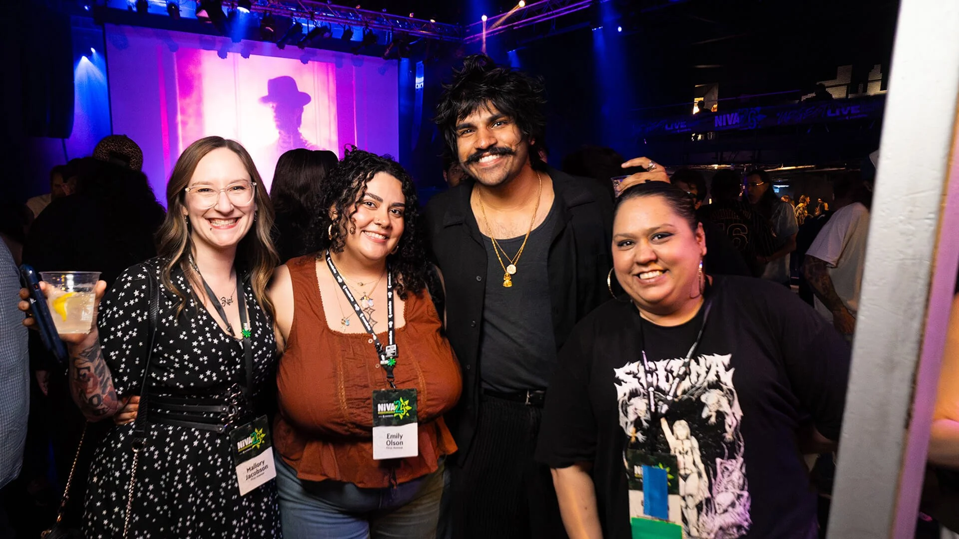 NIVA26-OpeningParty-Attendees-08_PC-DarinKamnetz.jpg