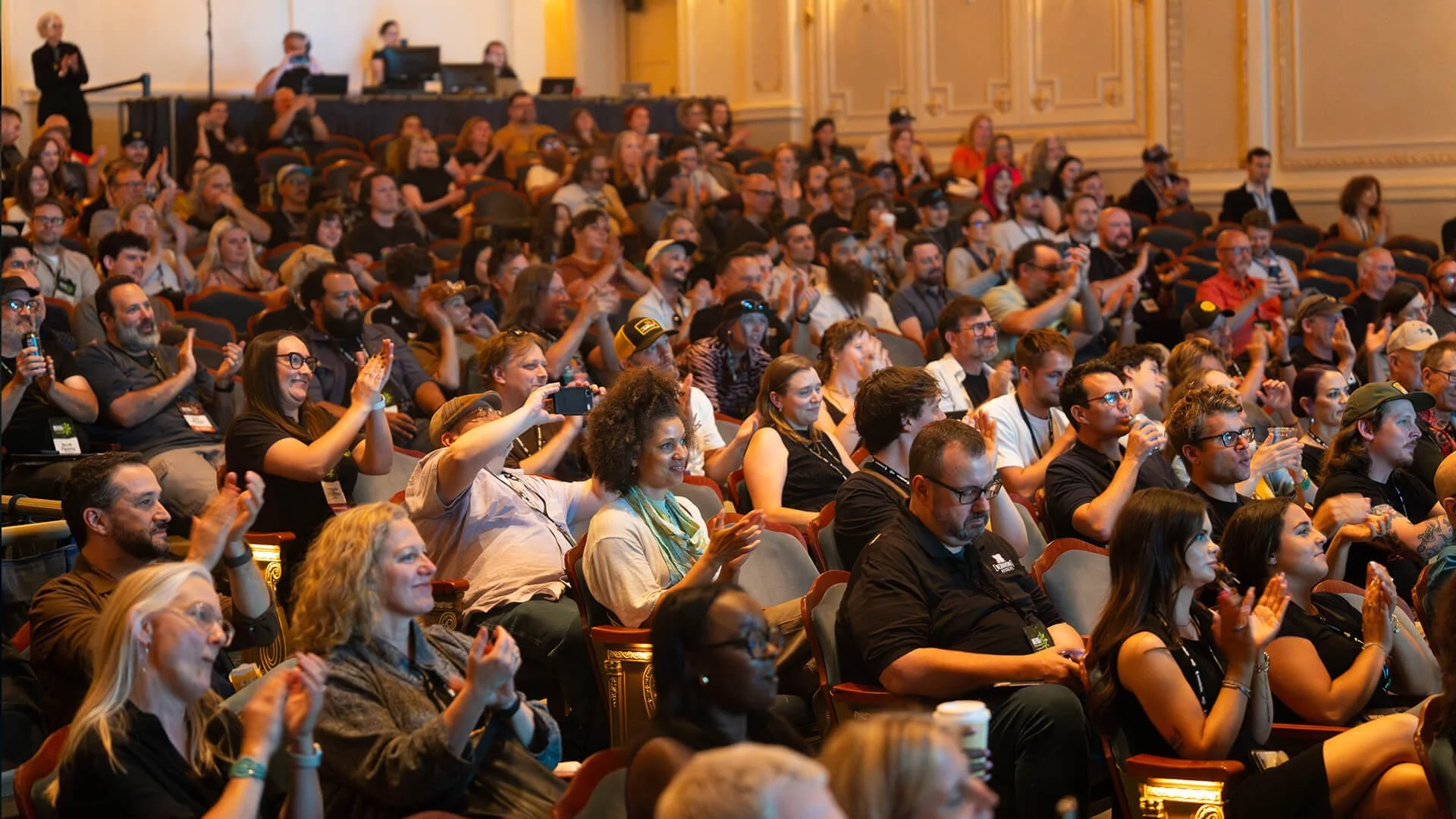 NIVA26-Attendees-01_PC-DarinKamnetz.jpg.jpg
