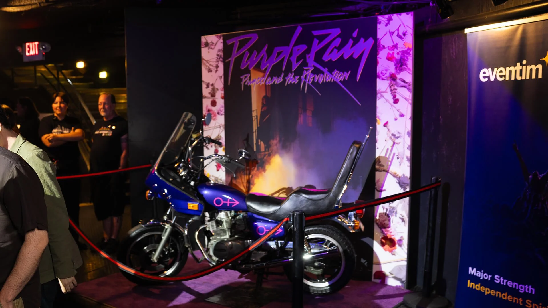 NIVA26-OpeningParty-Motorcycle_PC-DarinKamnetz.jpg