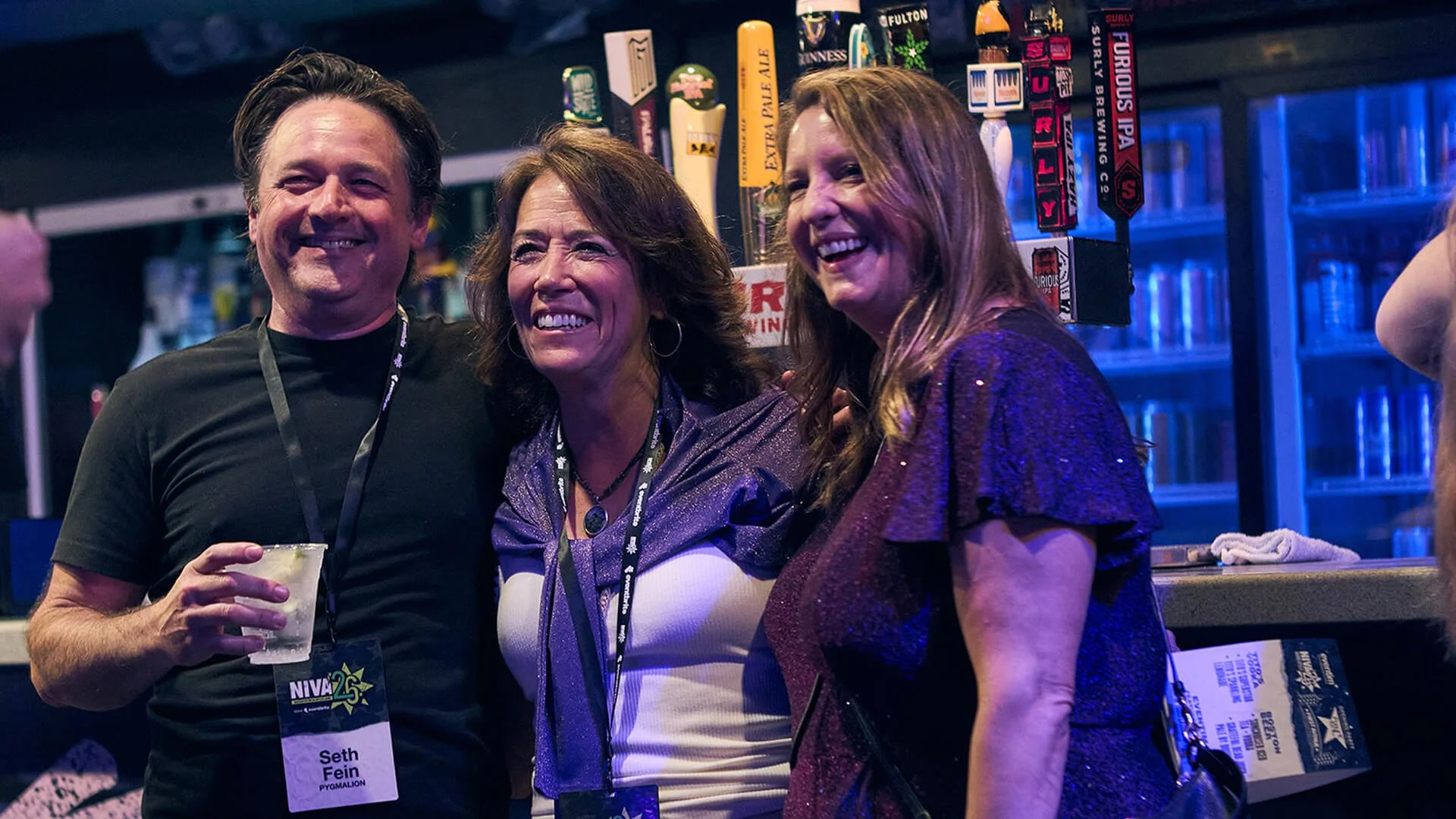 NIVA26-OpeningParty-Attendees-01_PC-DarinKamnetz.jpg