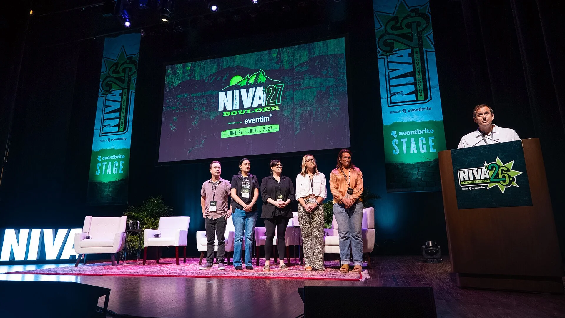 NIVA26-Day03-Panel-NIVA27Announce_PC-CJFoeckler.jpg
