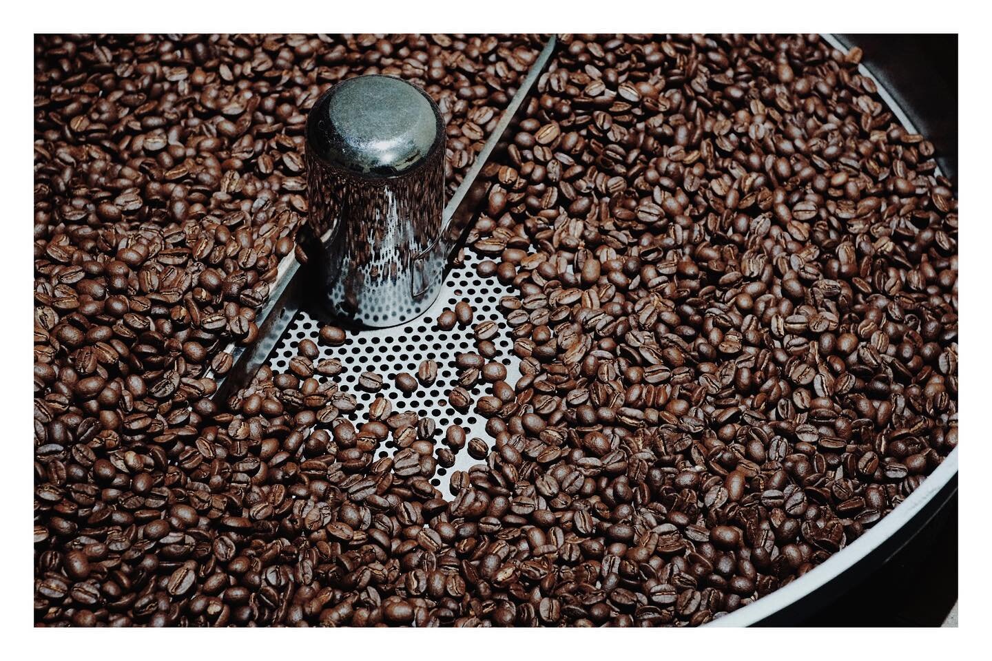 With the harvest completed we now focus on roasting for our local market. We will soon have a surprise for you all! 
.
.
.

#coffeeharvest #coffeecherry #coffeegrowers #coffeefarmers #coffeefarming #coffeelovers #coffeeart #coffeedaily #coffeeholic #
