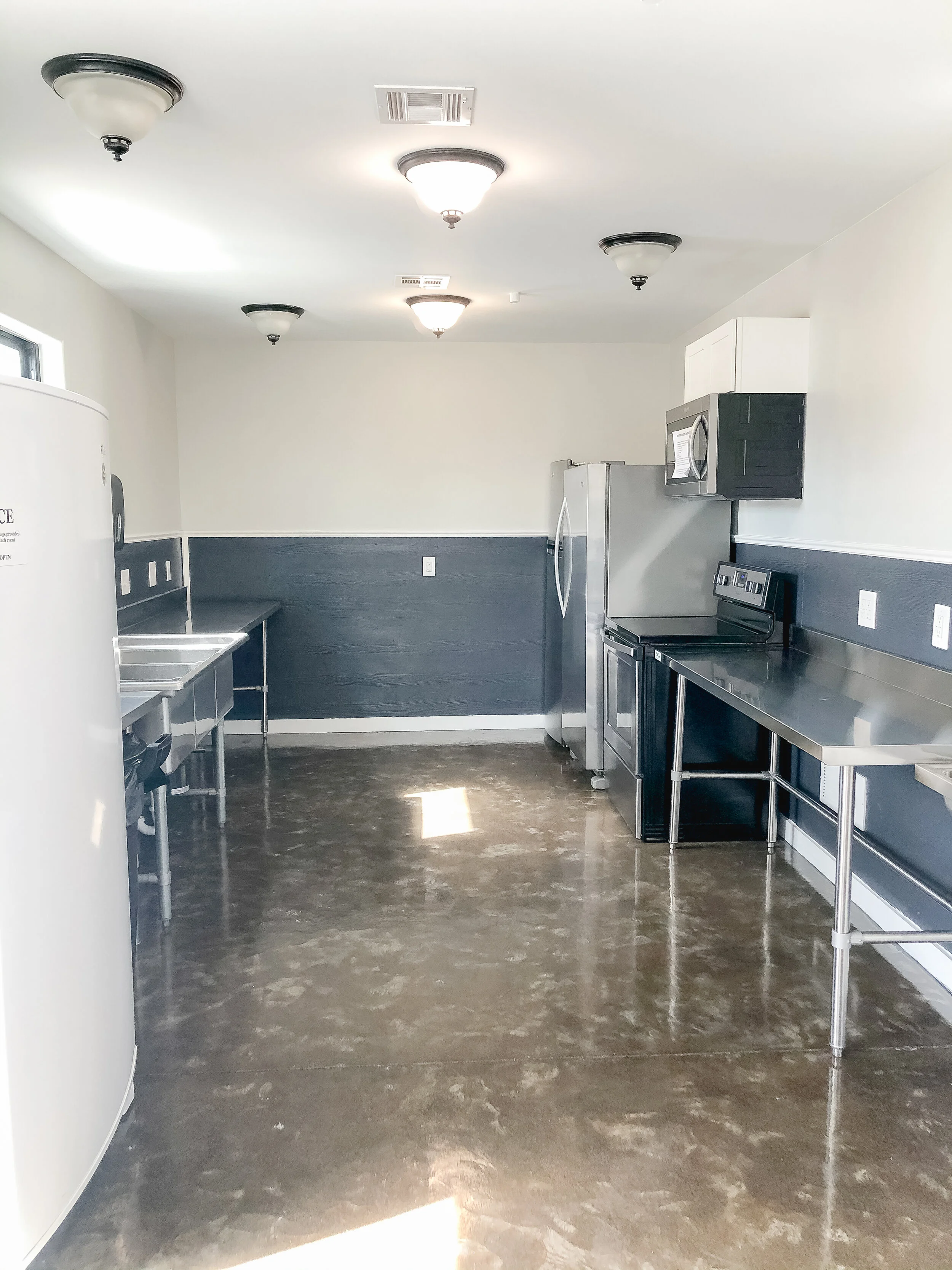 Tile Work, Cabinets, Flooring, Wainscoting (3).jpg