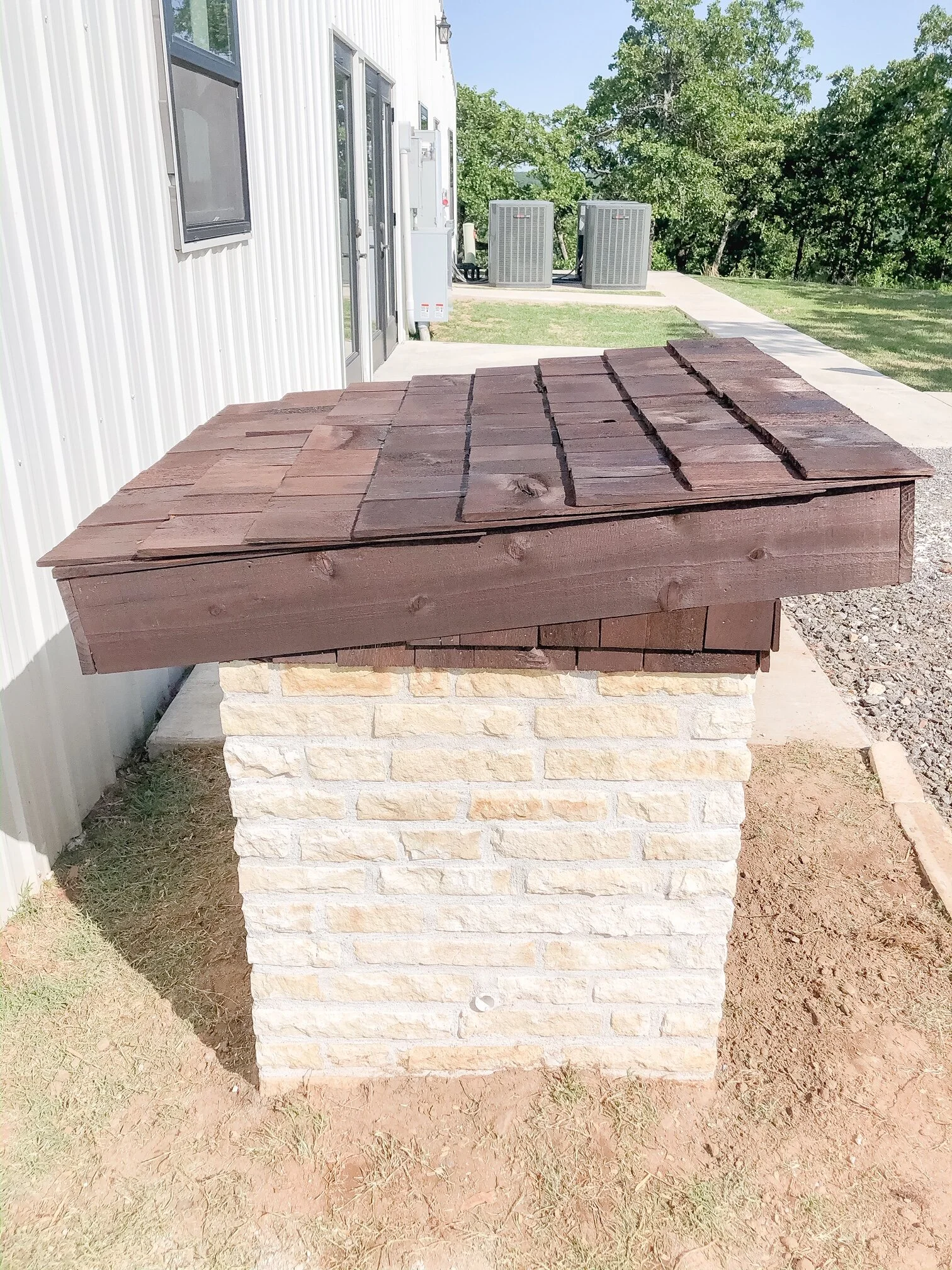 Custom Wood and Brick Well House (4).JPG