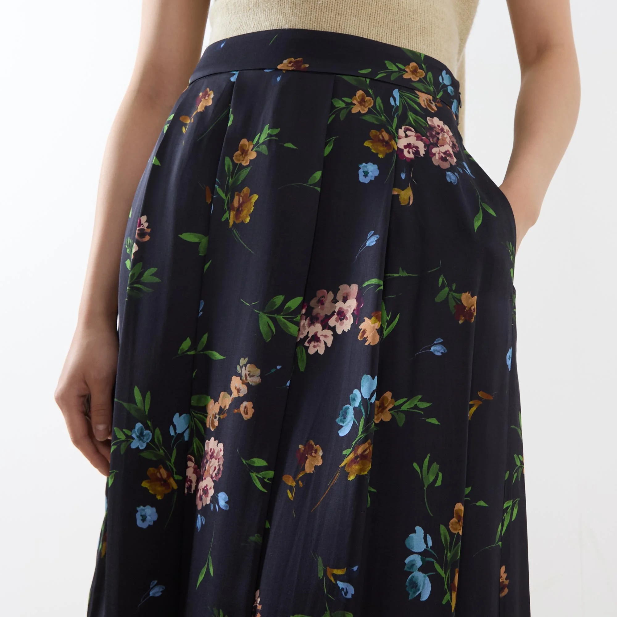 Asiago Skirt-3.jpg