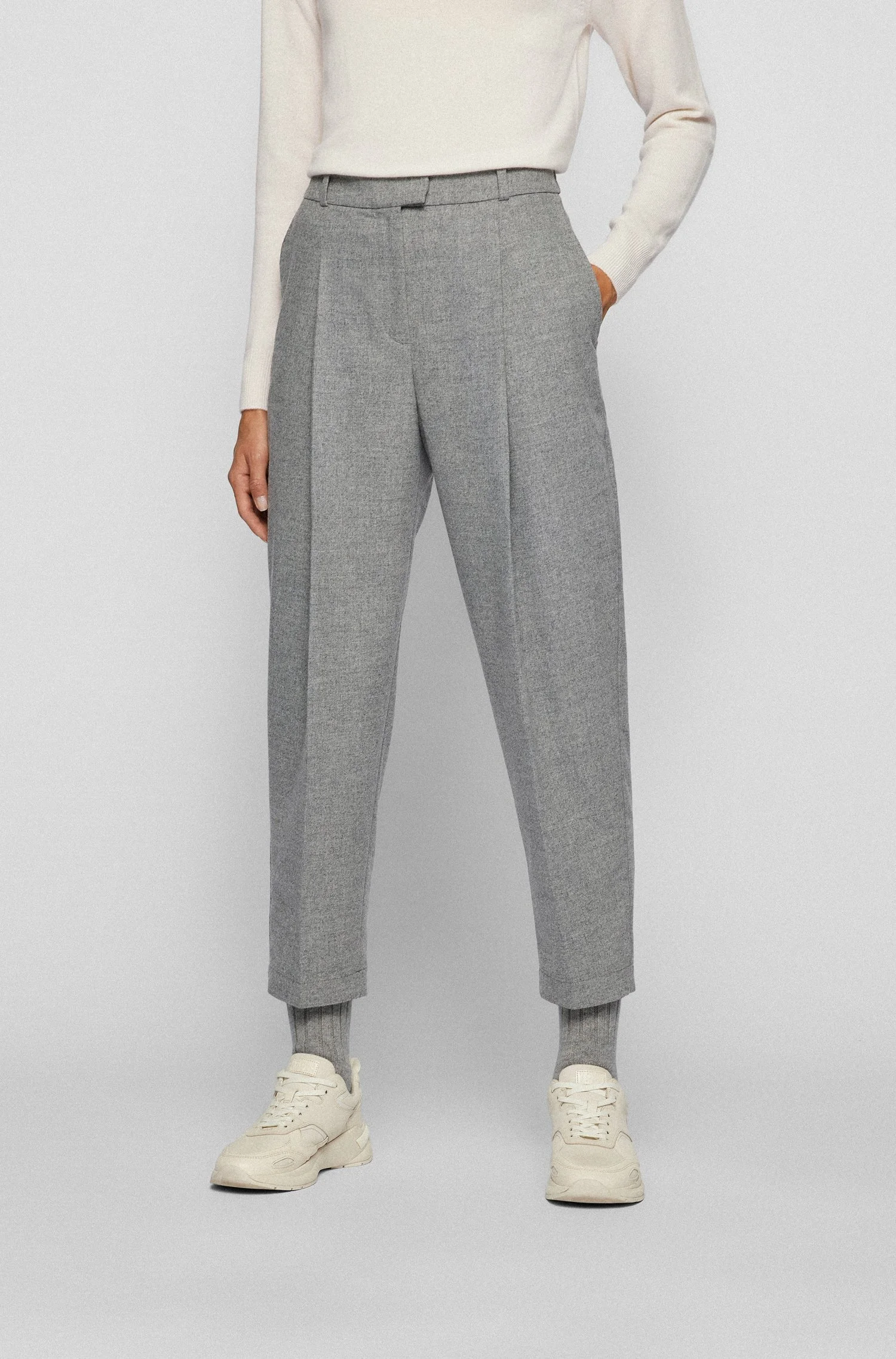 Hugo Boss Relaxed Fit Trouser w/ front 
