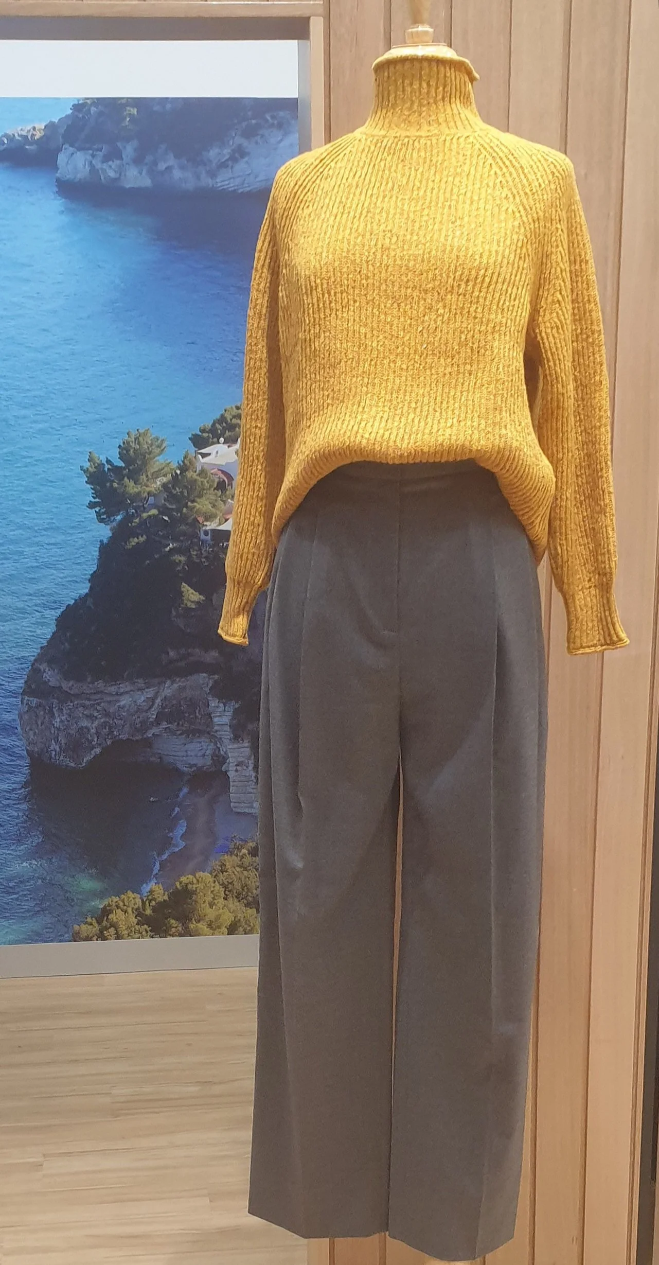HUGO BOSS WIDE-LEG RELAXED-FIT TROUSERS 