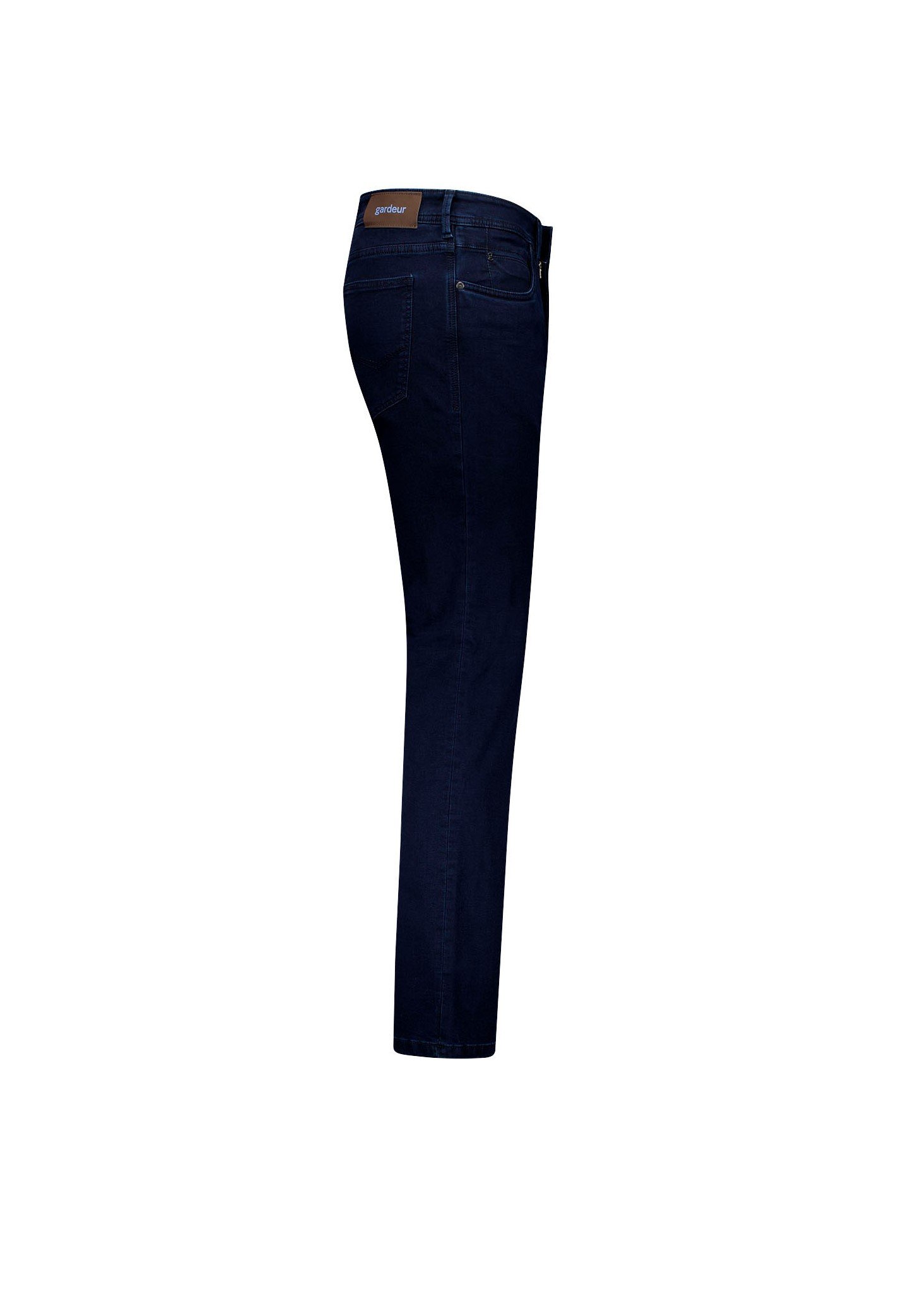 BRADLEY-471991_8269_Herbst-Winter 2025_6.jpg