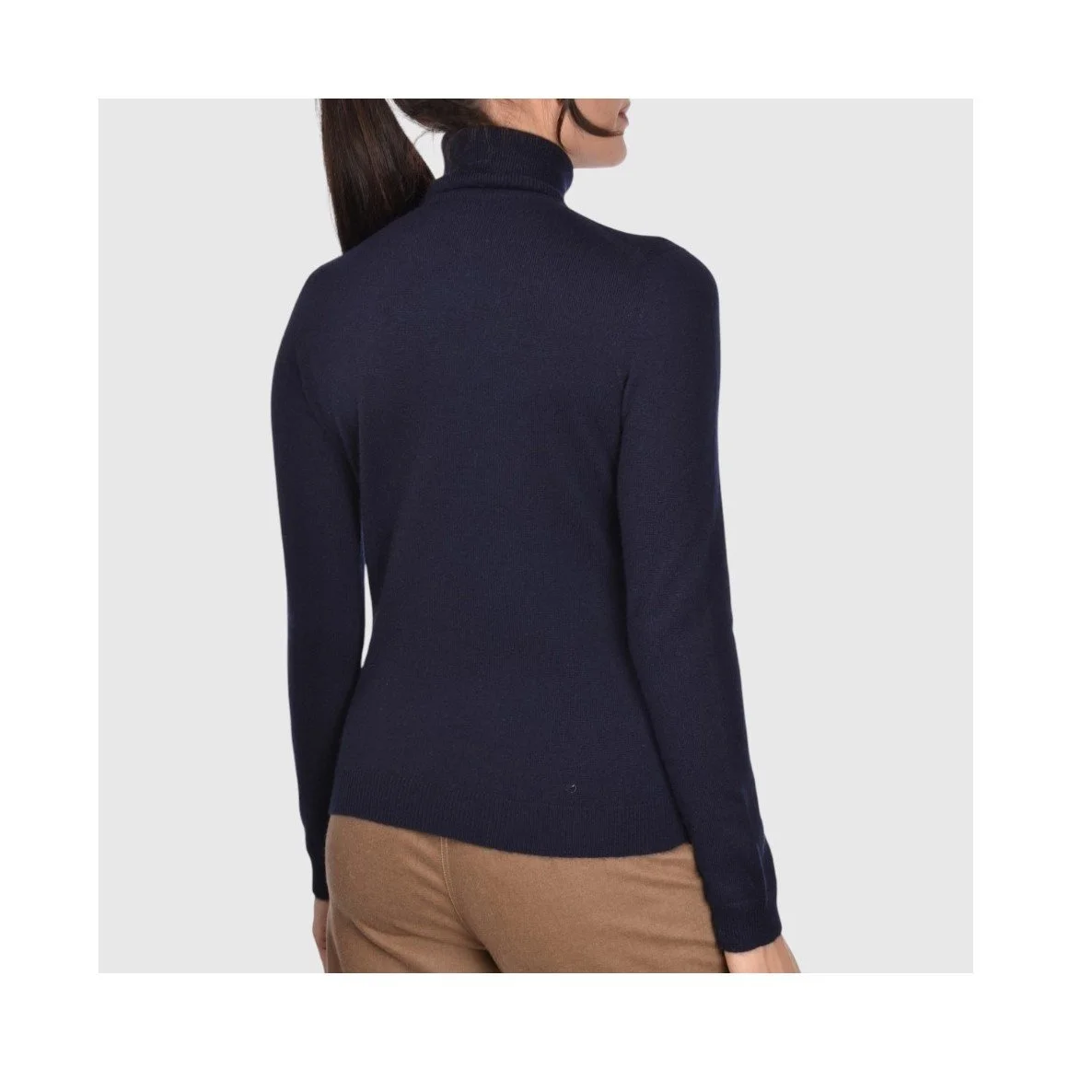 Basic Navy Rollneck5.jpg
