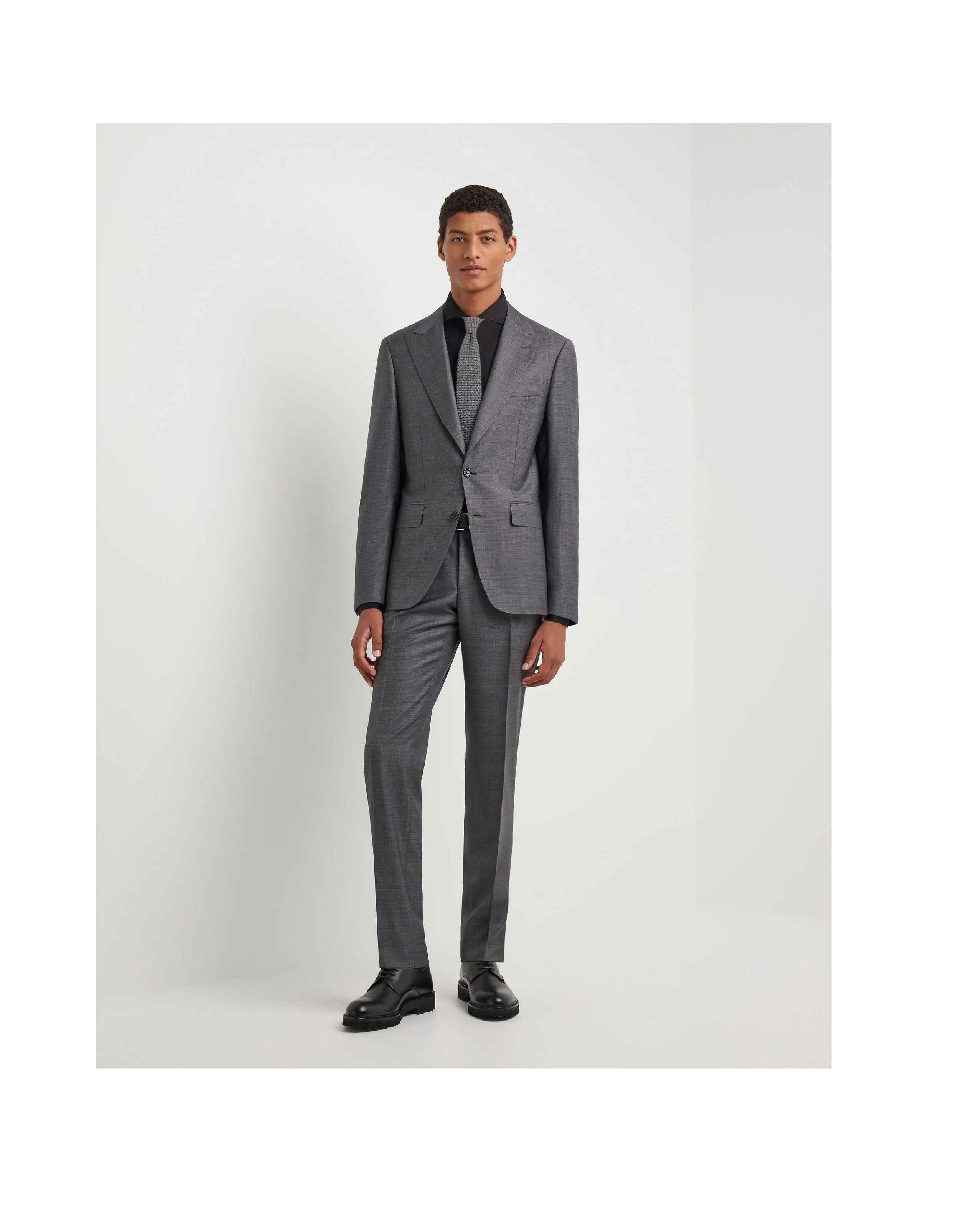 Grey Suit canali3.jpg