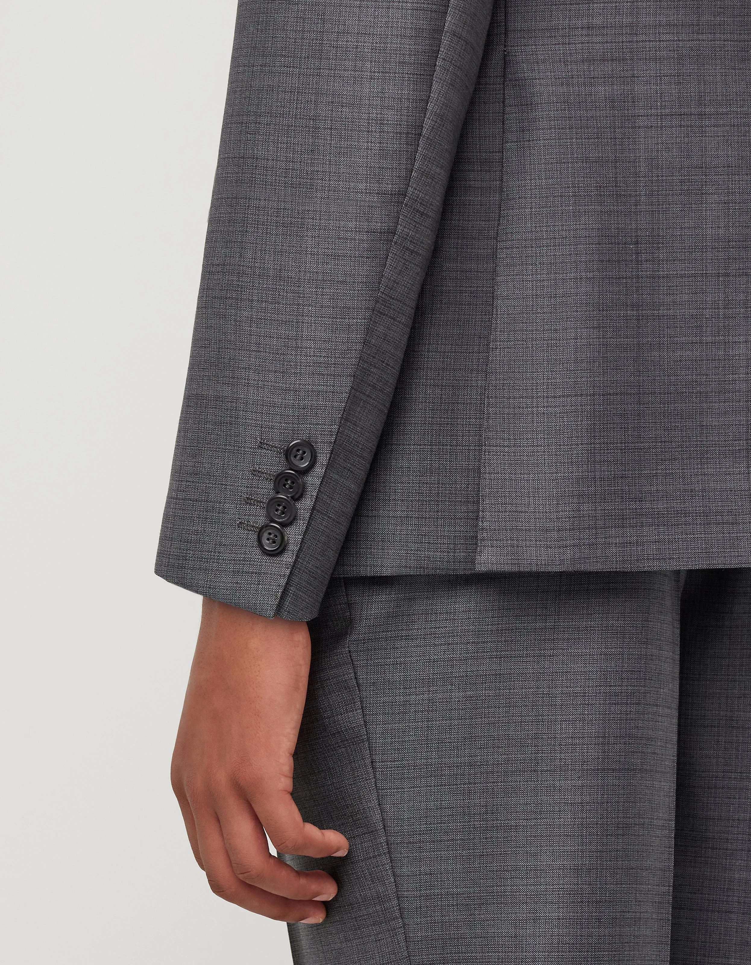 Grey Suit canali5.jpg