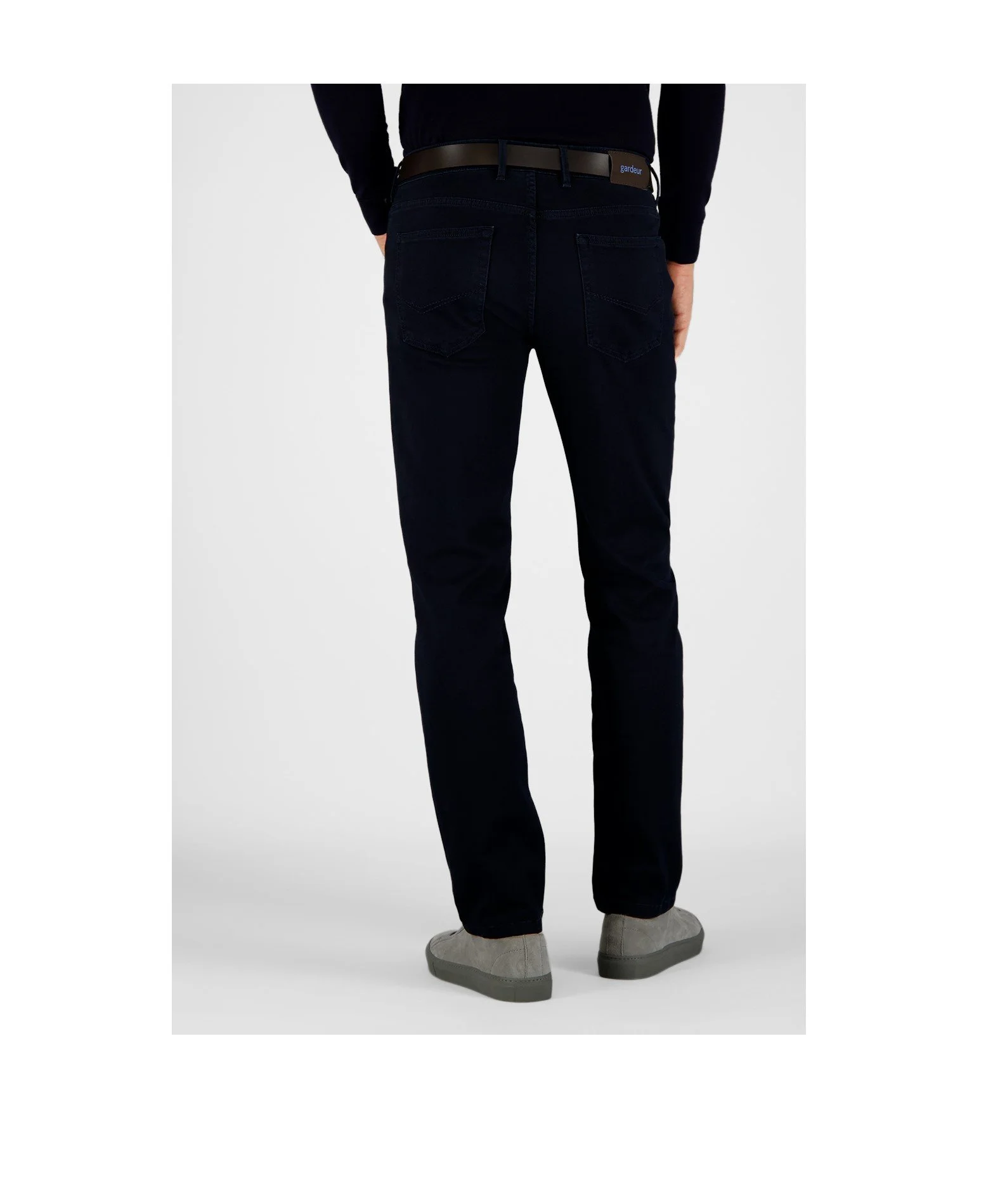 BRADLEY-471991_8269_Herbst-Winter 2025_3.jpg