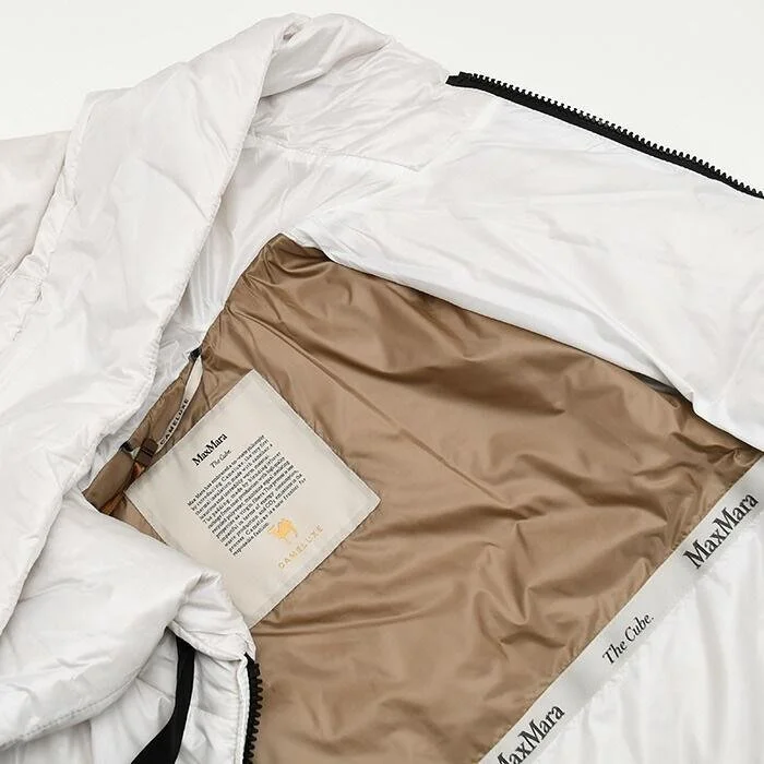 DARIA WHITE CUBE6.jpg