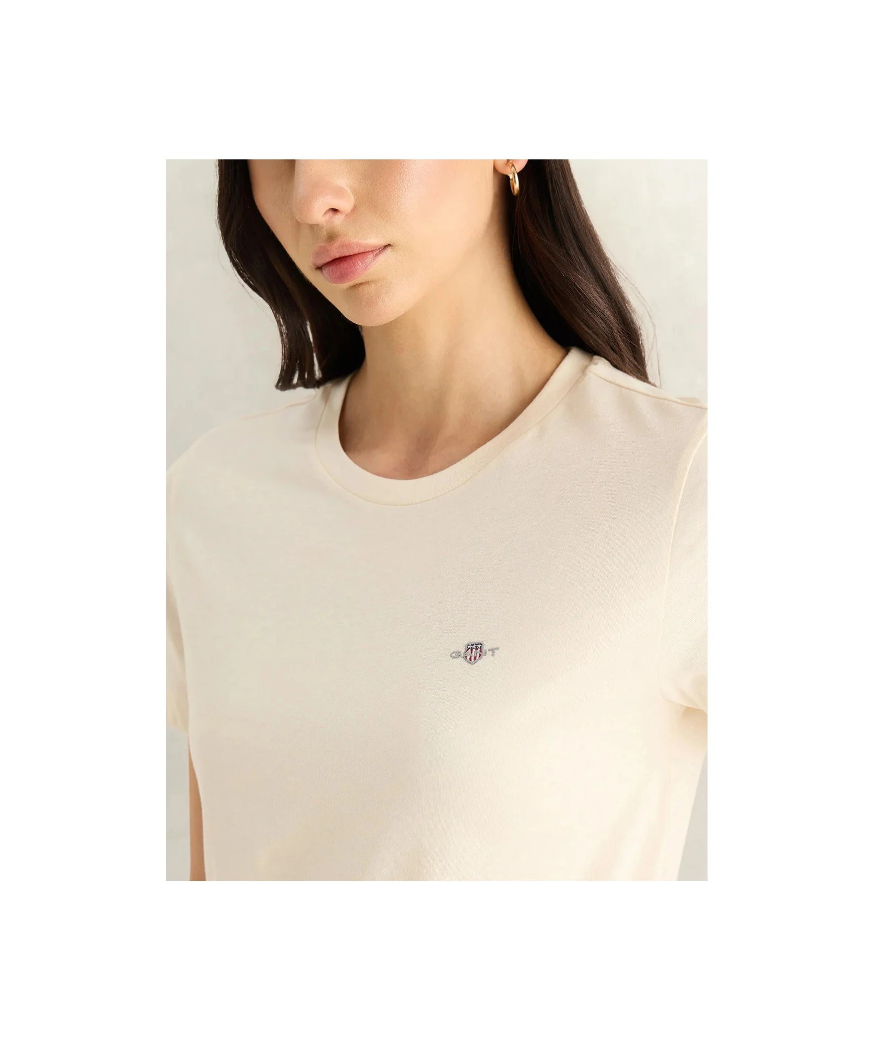 Cream White Gant tshirt1.jpg