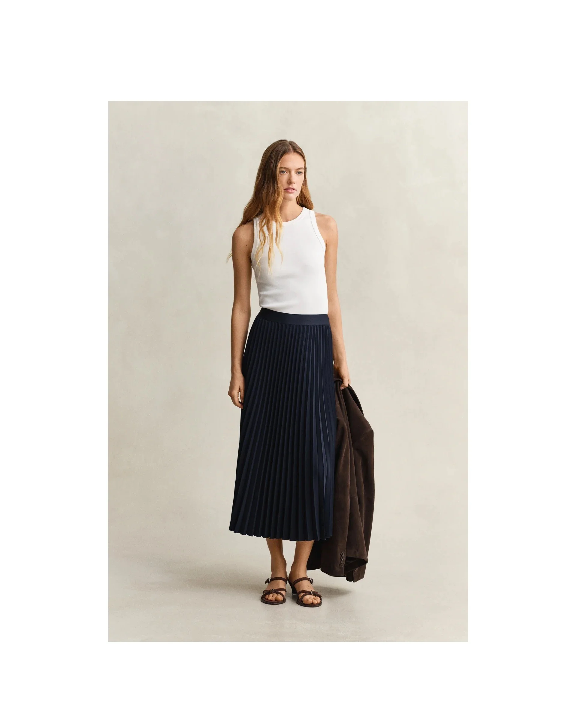 Pleated Skirt Gant.jpg