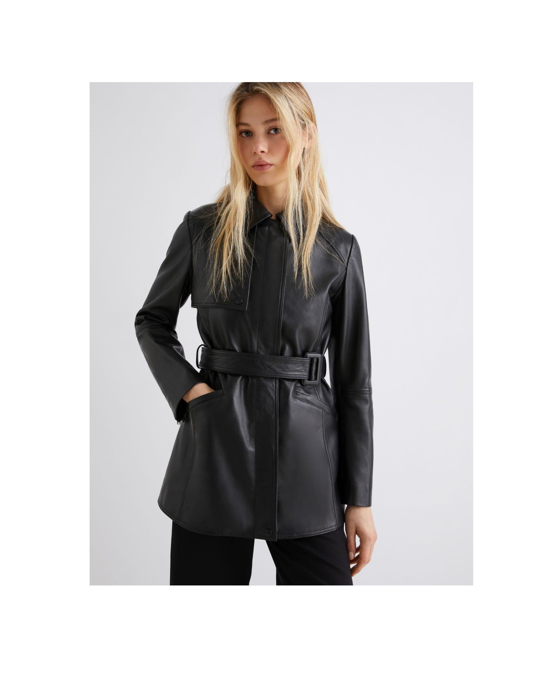 Black Sedile Leather coat1.jpg