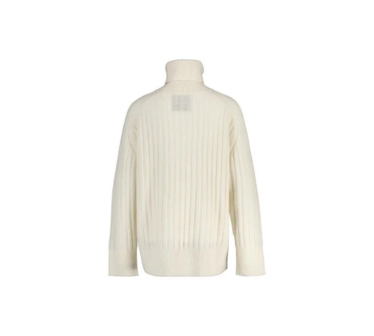 wool turtlneck1.jpg