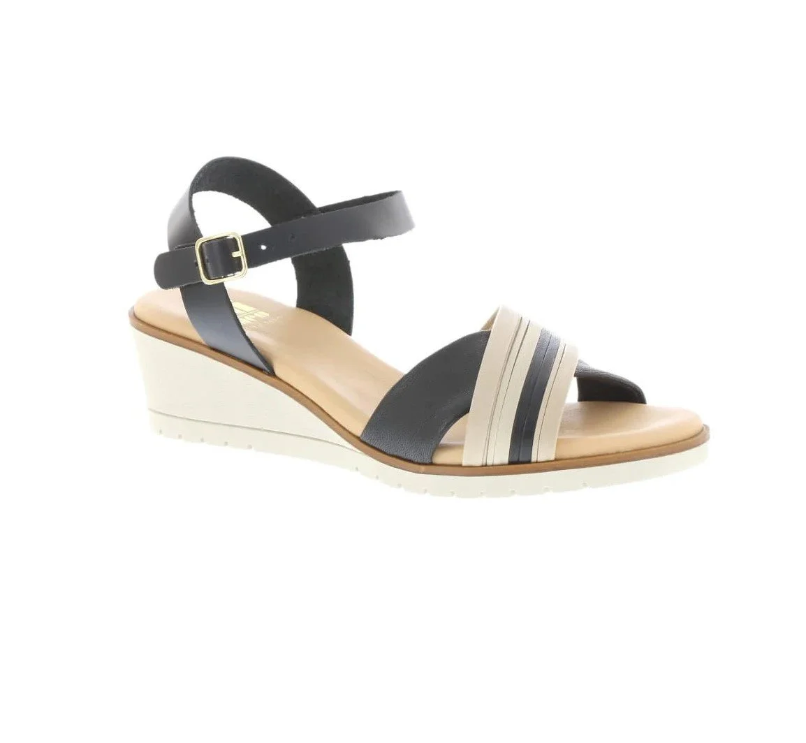 Donata Sandal SS25.jpg