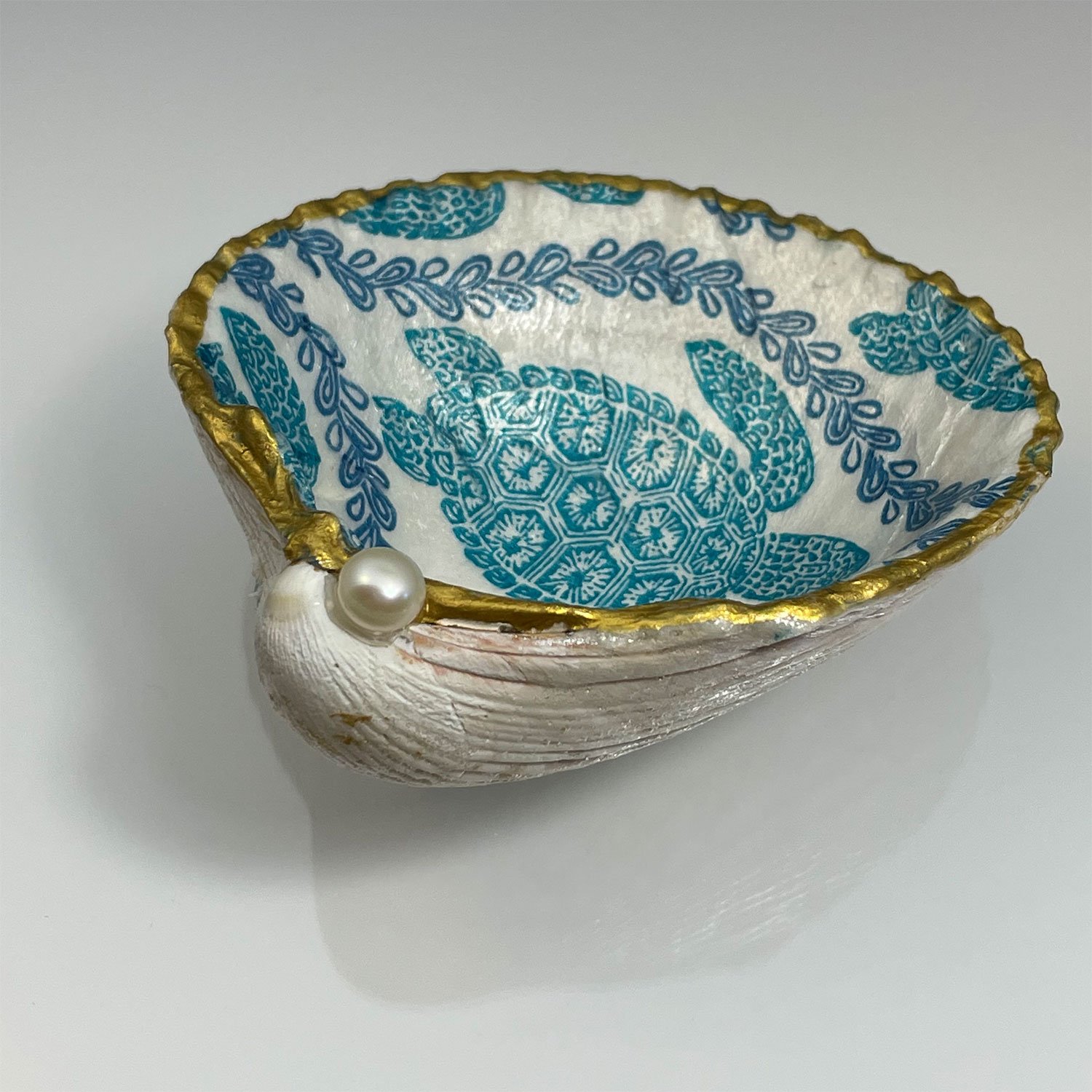 shelltrinketdish7-12-07.5.jpg
