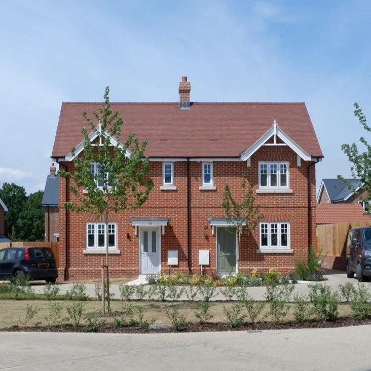 This dwelling in Chesterwell, Colchester incorporates traditional design features, such as, brick soldiers, stone cills , panelled windows, to create an attractive building that makes an important contribution to the streetscene.

#architecture #plac