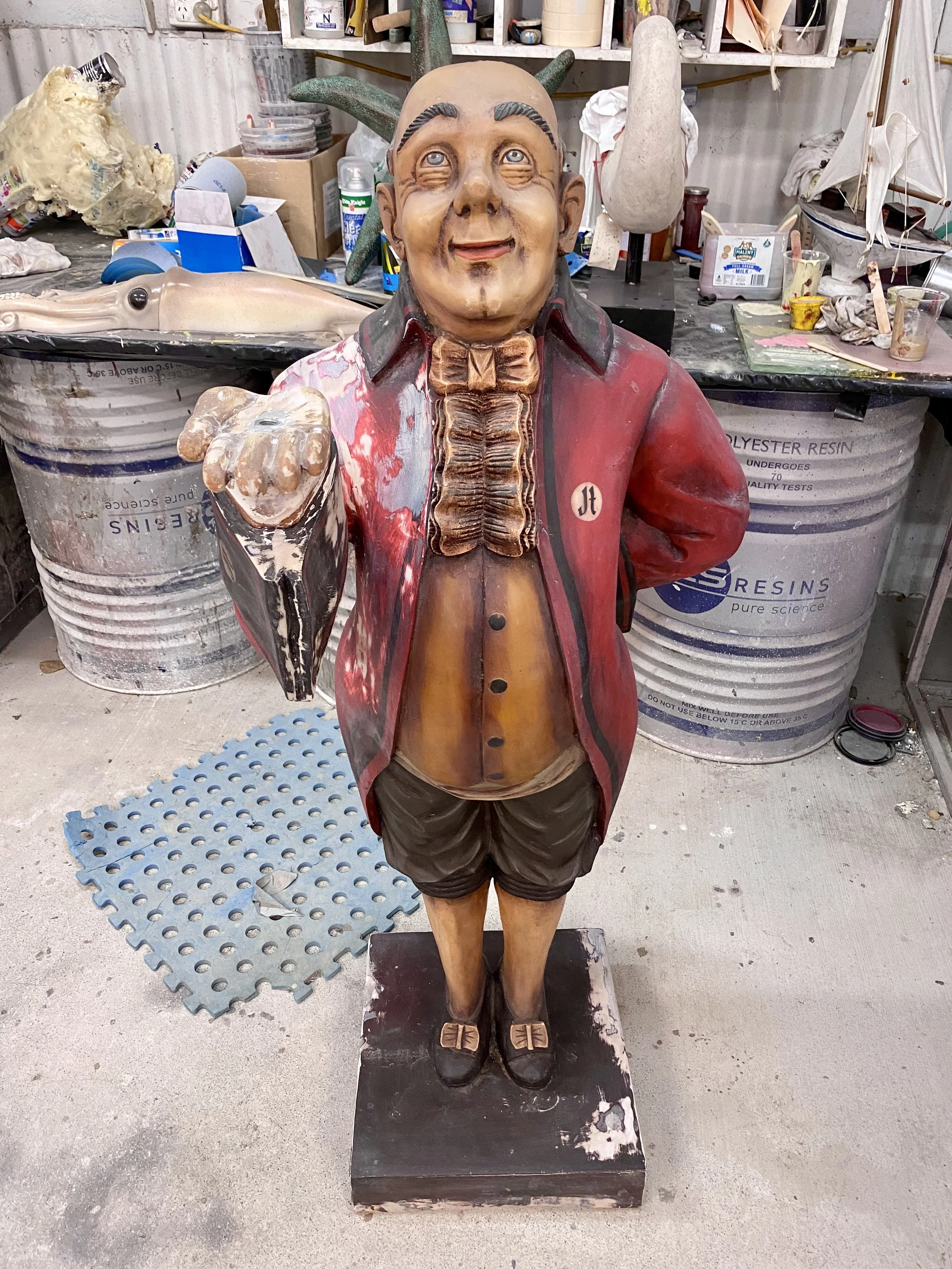 Butler before sculpture from Natureworks Australia