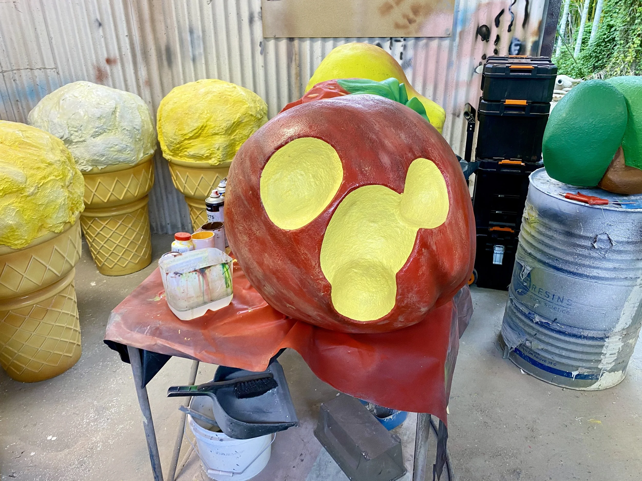 Apple painted by Matt Smidt at Natureworks Australia