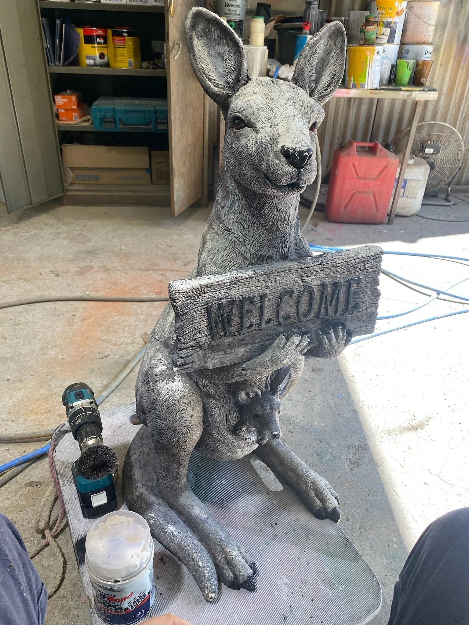 Welcome Kangaroo painted by Matt Smidt at Natureworks Australia