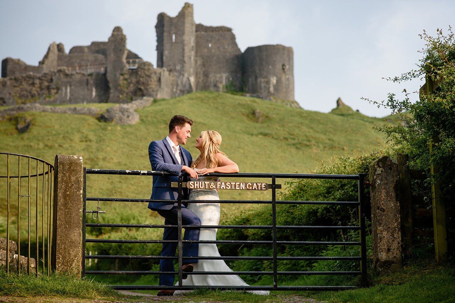 Carreg Cennen Castle wedding photos