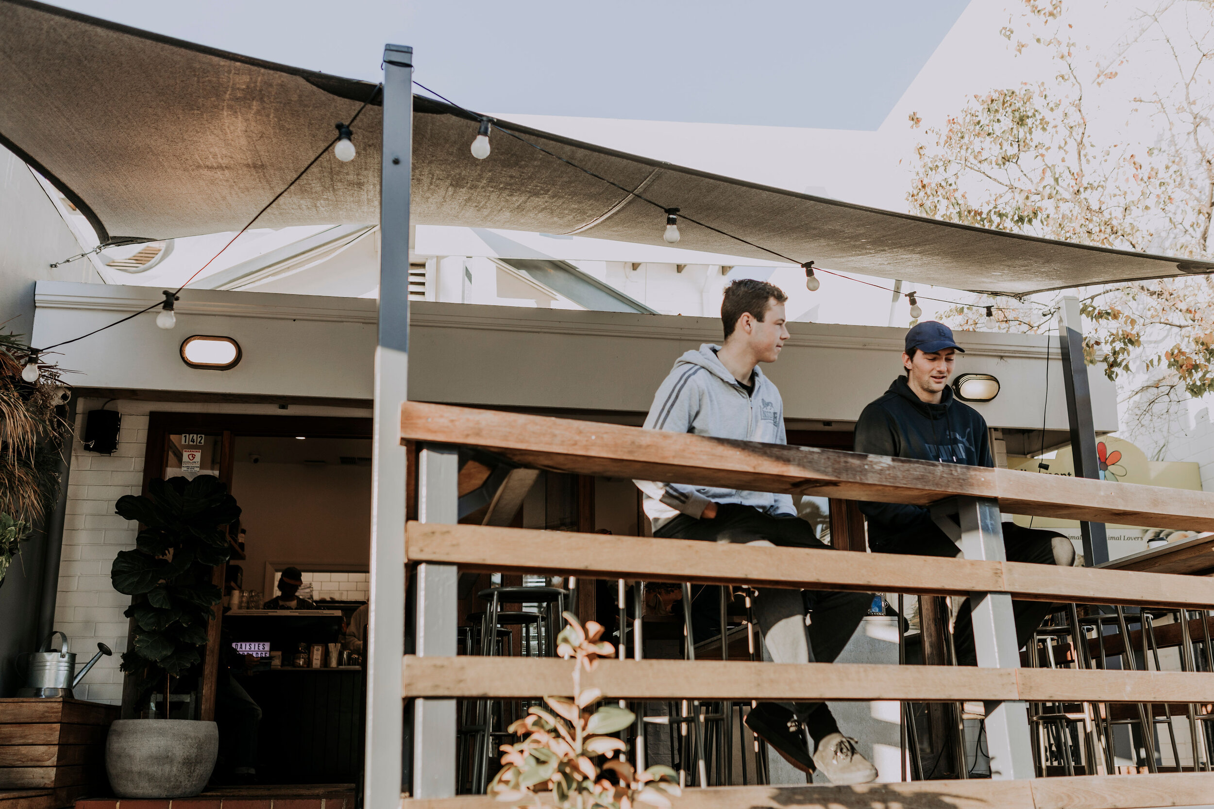 outdoor cafes in claremont cottesloe