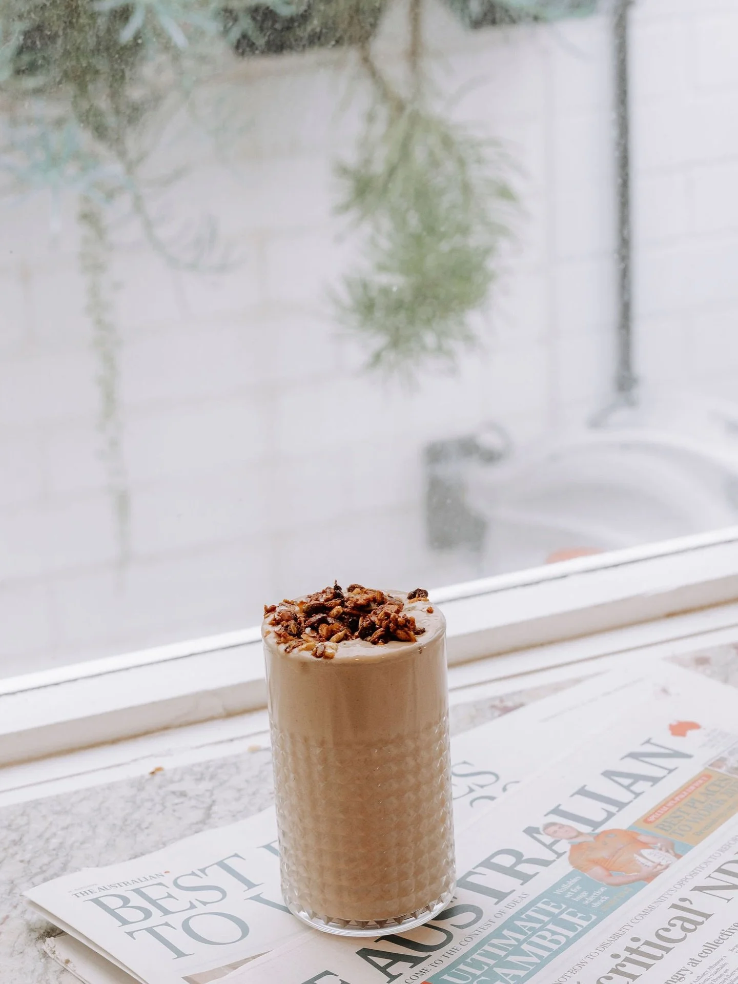 The ultimate smoothie to get you going in the morning.

Banana, Peanut Butter, @nuutrition Chocolate Protein &amp; Almond Milk topped with GF Granola. 🍌 🥜 🍫 

See you tomorrow from 6am. 

#theothersidecottesloe