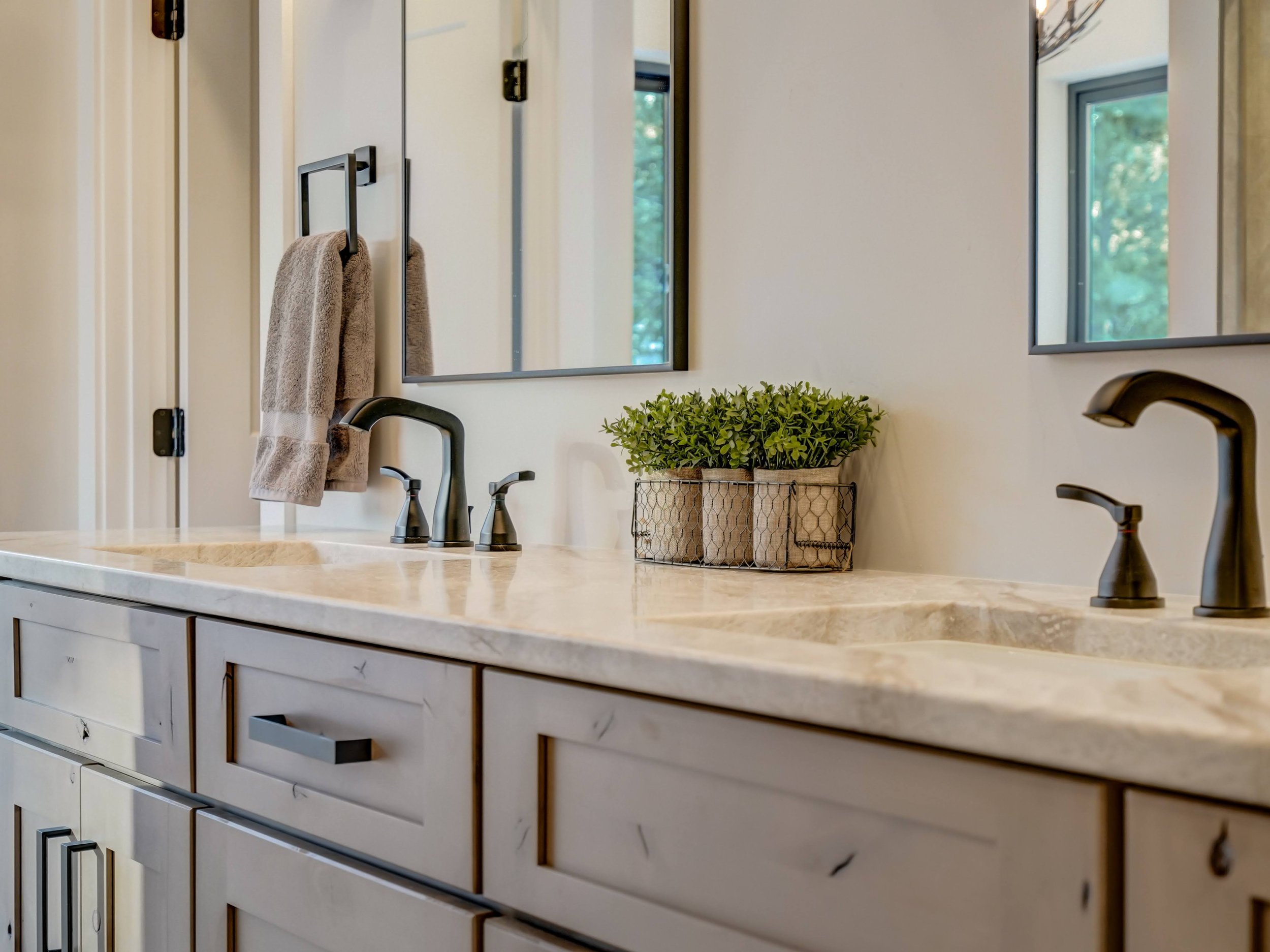 17310 Prospector Dr-2.jpg
