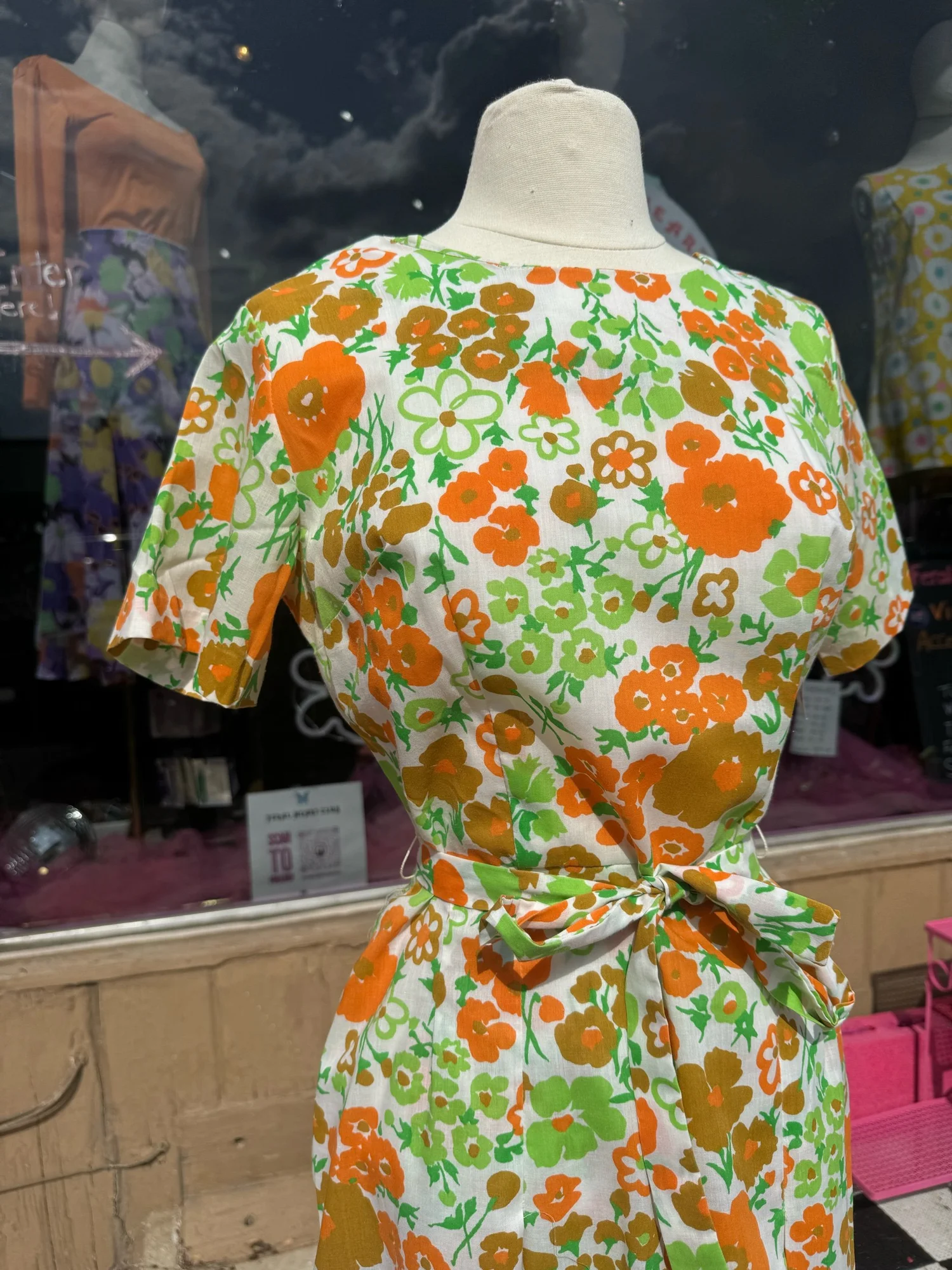 RARE 60s/70s Orange Flower Power Summer Dress Handmade Size Medium  Feral  Heart Club