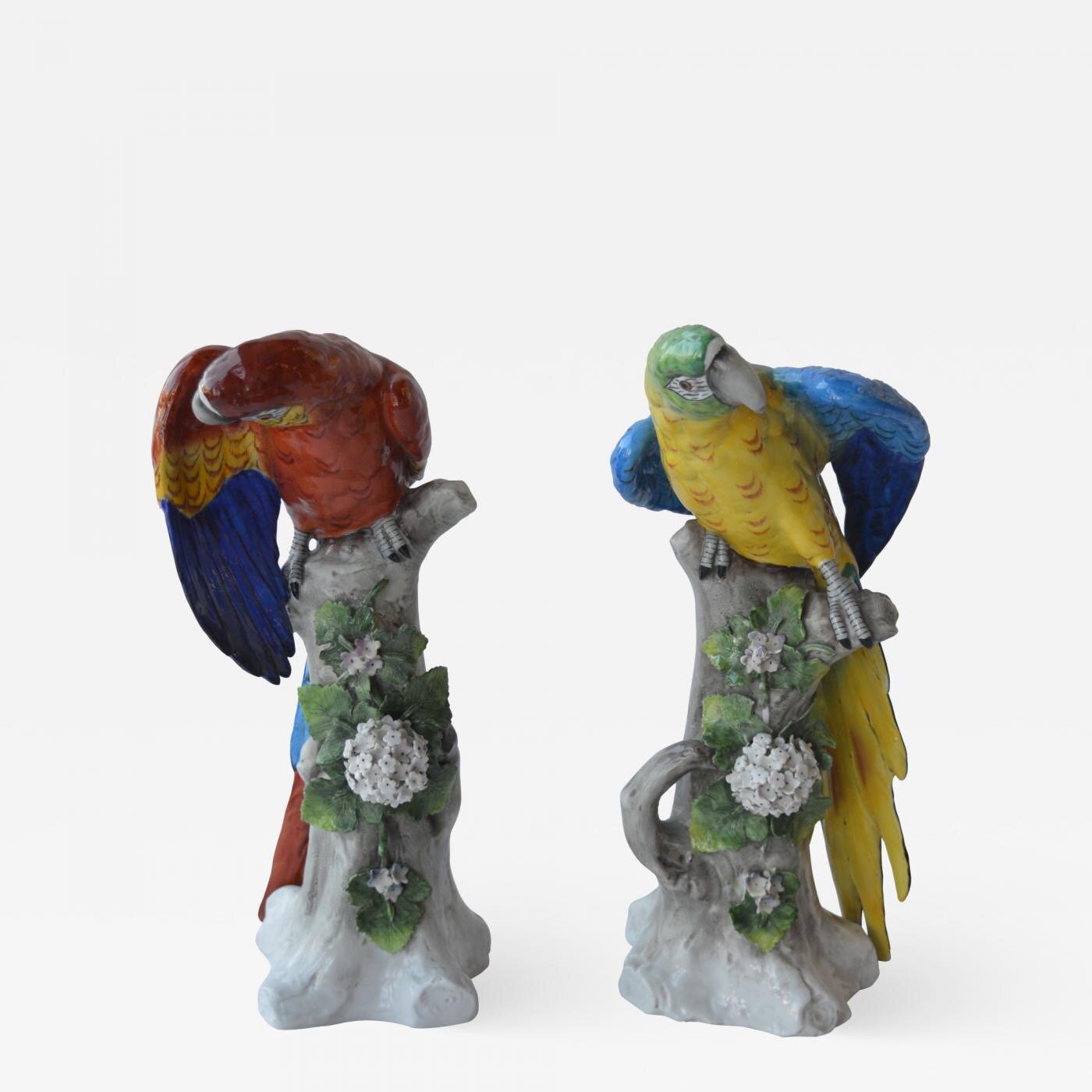 Pair-of-Capodimonte-Porcelain-Parrots-306261-1007092.jpeg