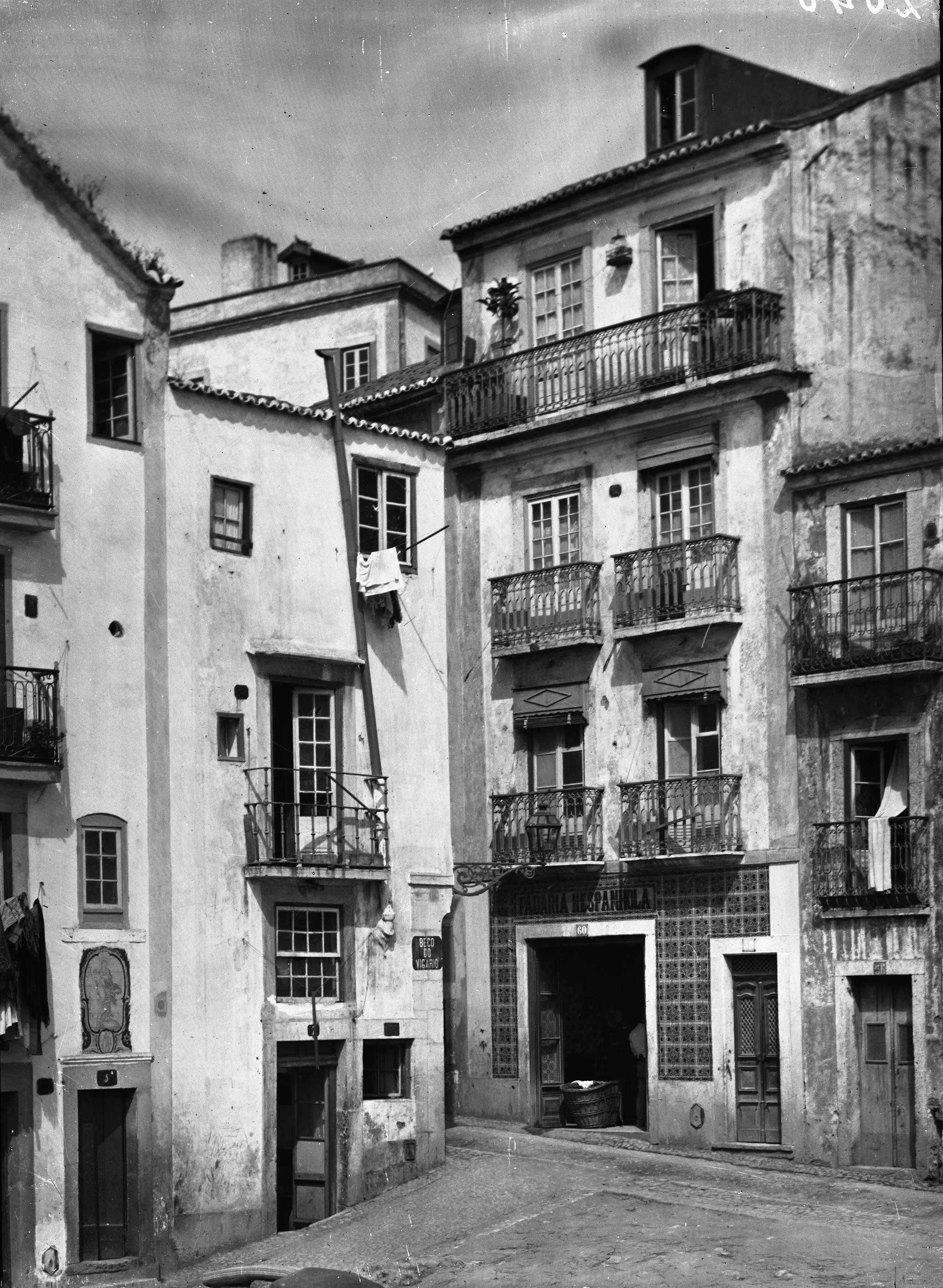 rua-do-vigc3a1rio-placa-entre-1898-e-1908.jpeg