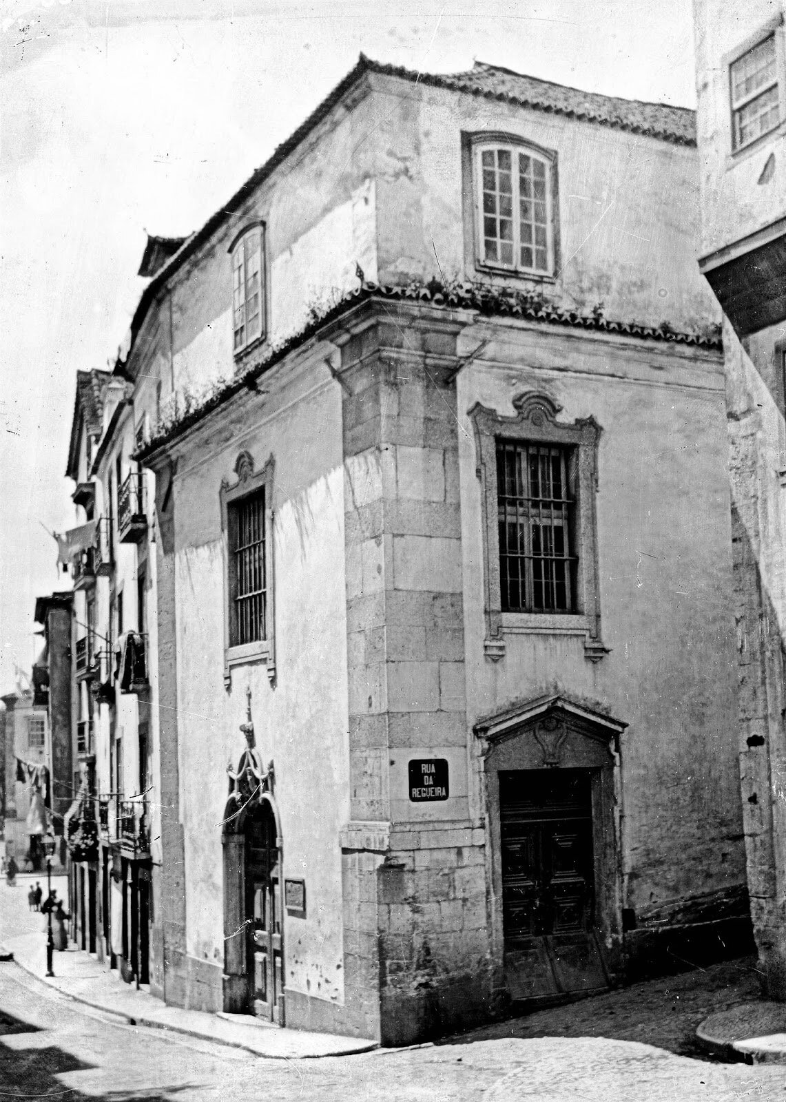 Ermida do Espírito Santo ou dos Remédios de Alfama. regueira.jpeg