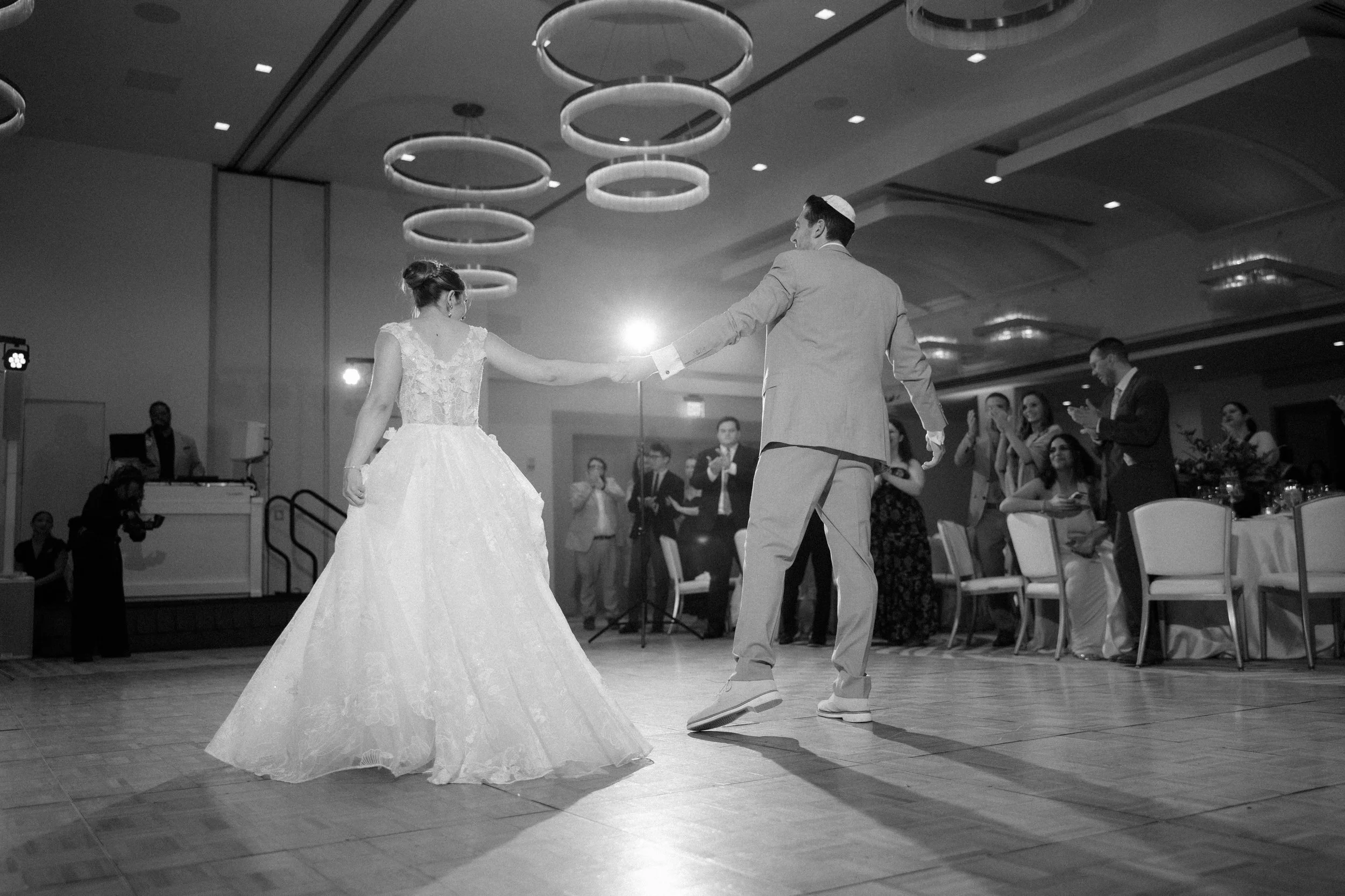 Bride and groom first dance at a Jewish wedding in La Concha Resort shot by a Puerto Rico wedding photographer