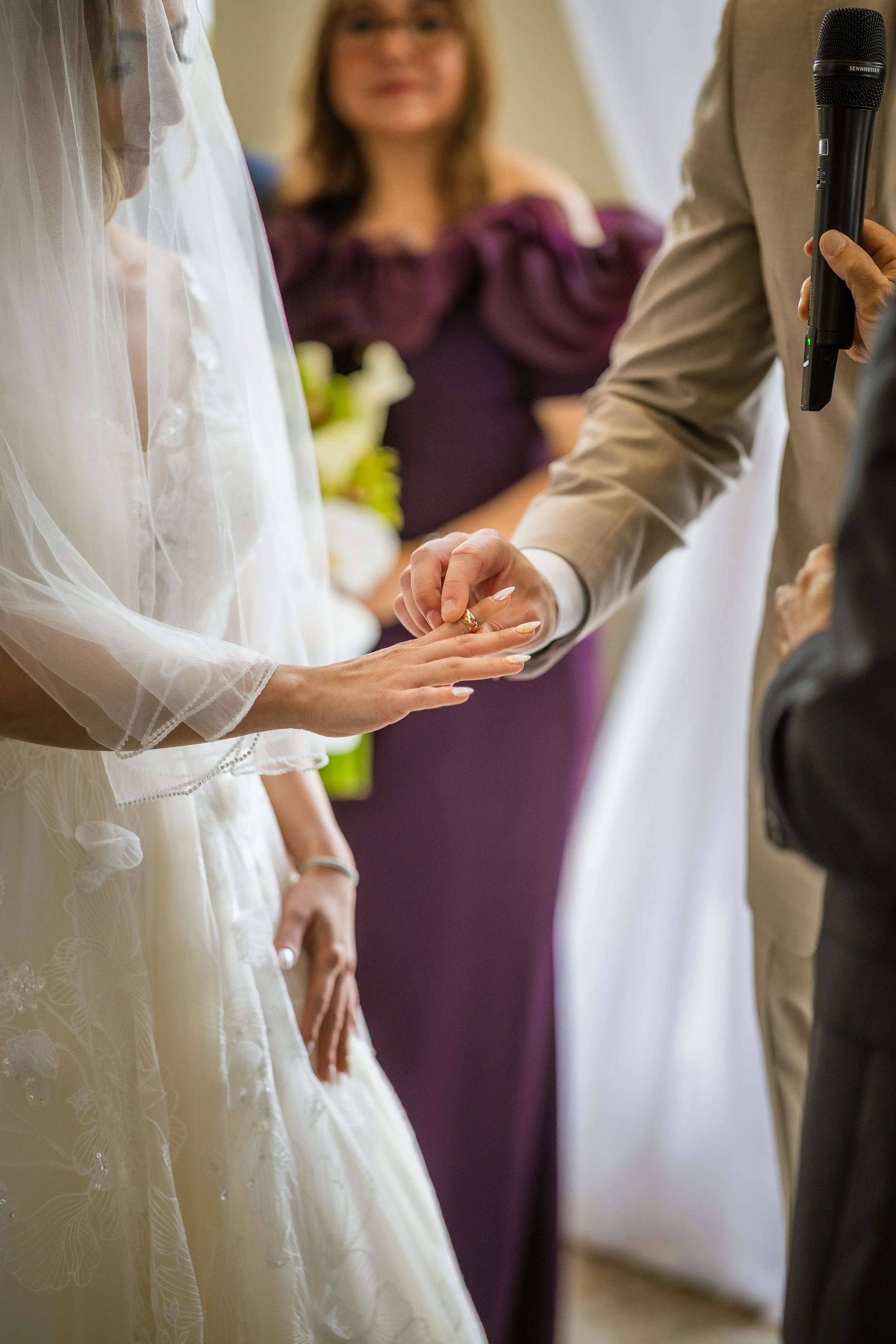Jewish wedding ceremony shot by a luxury elopement photographer in Puerto Rico at La Concha Resort