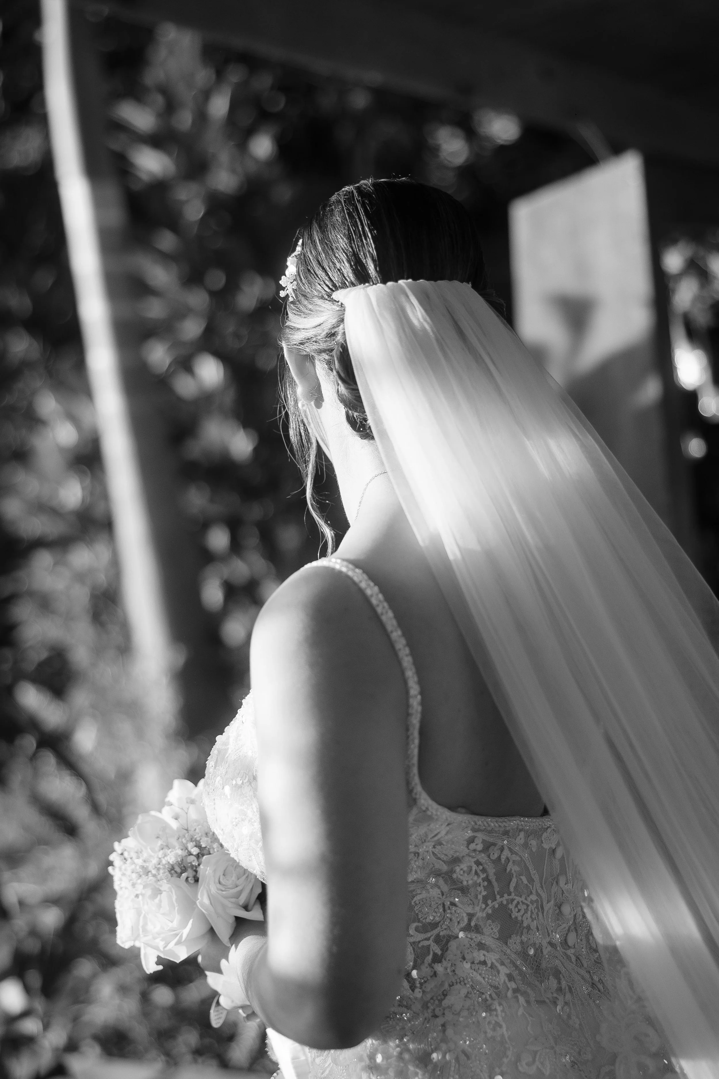 Bride posing for a wedding photographer in Puerto Rico at Hacienda Santiago